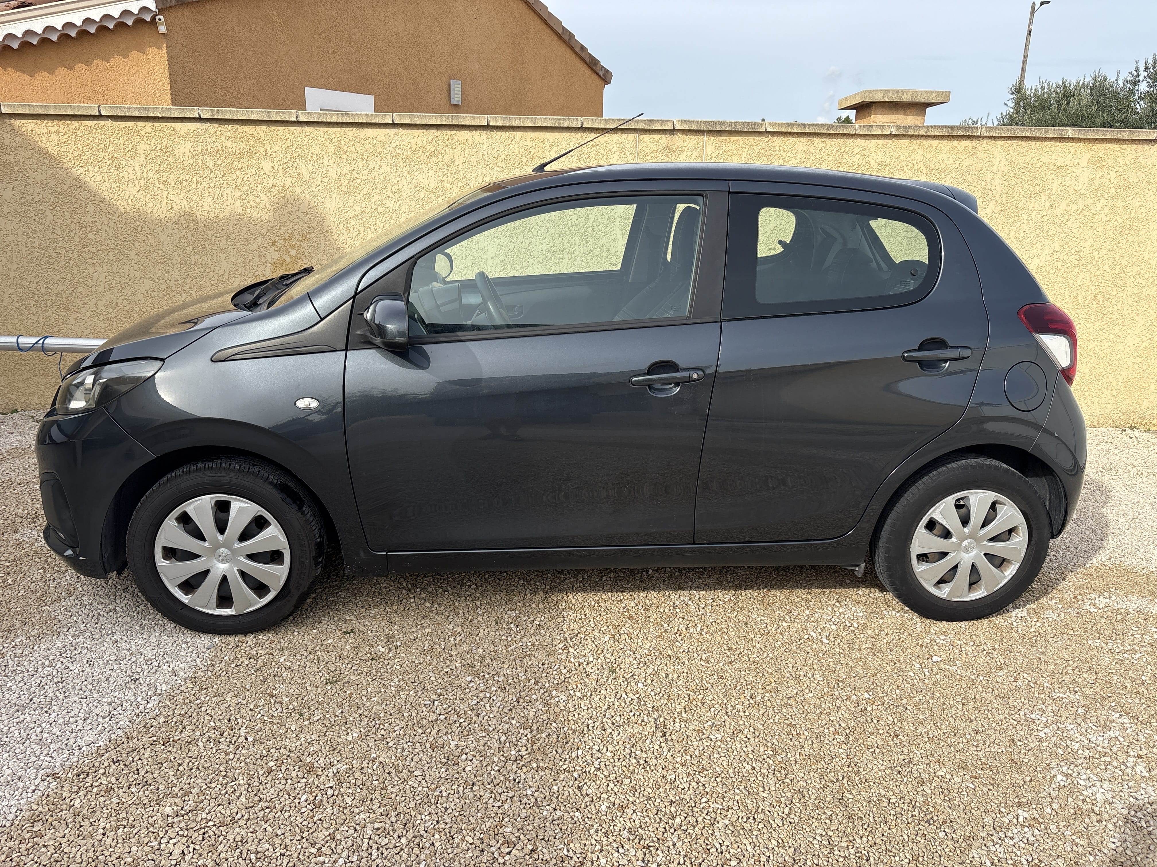 Peugeot 108 avec Climatisation