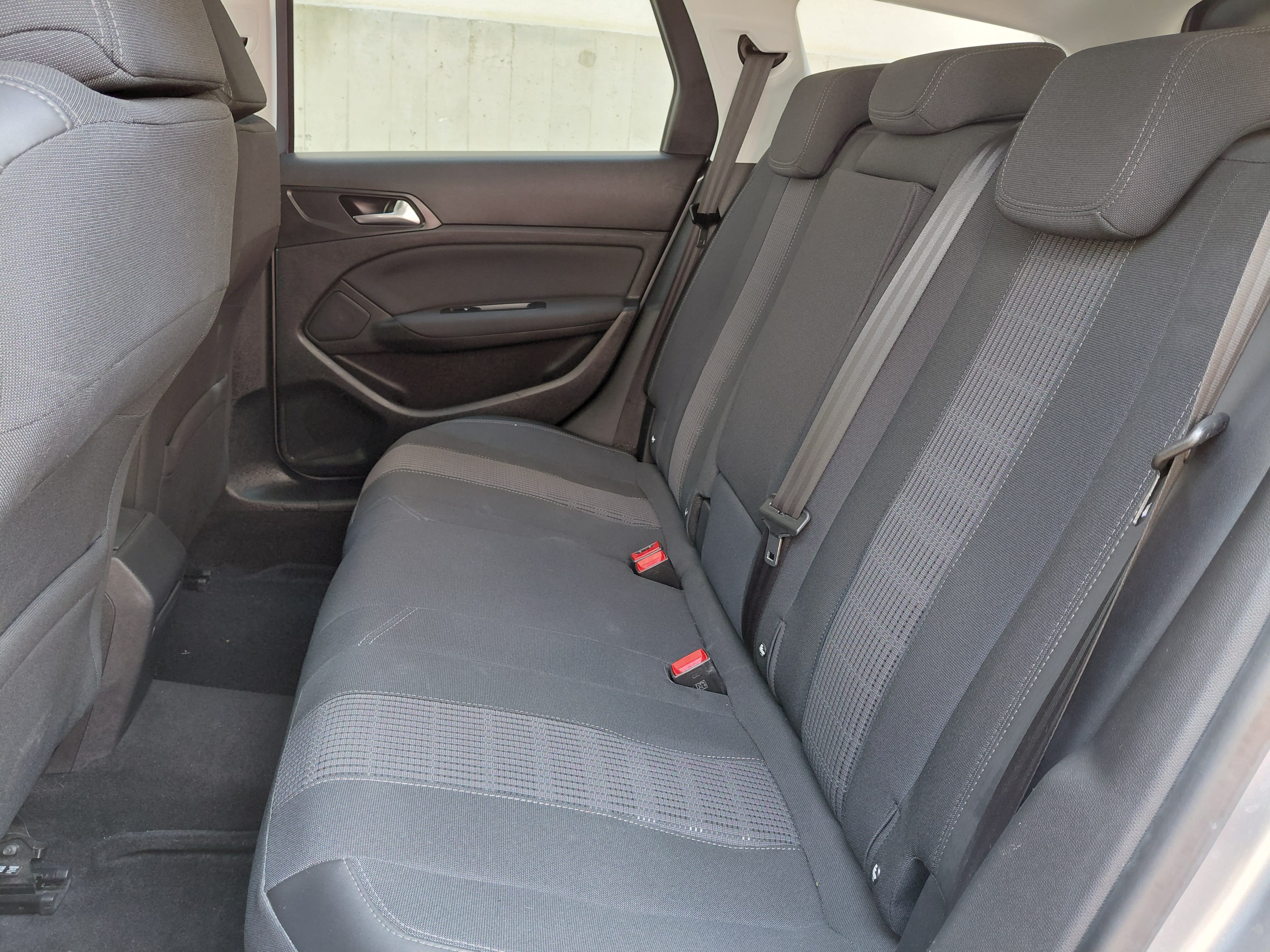 Peugeot 308 SW avec Autoradio