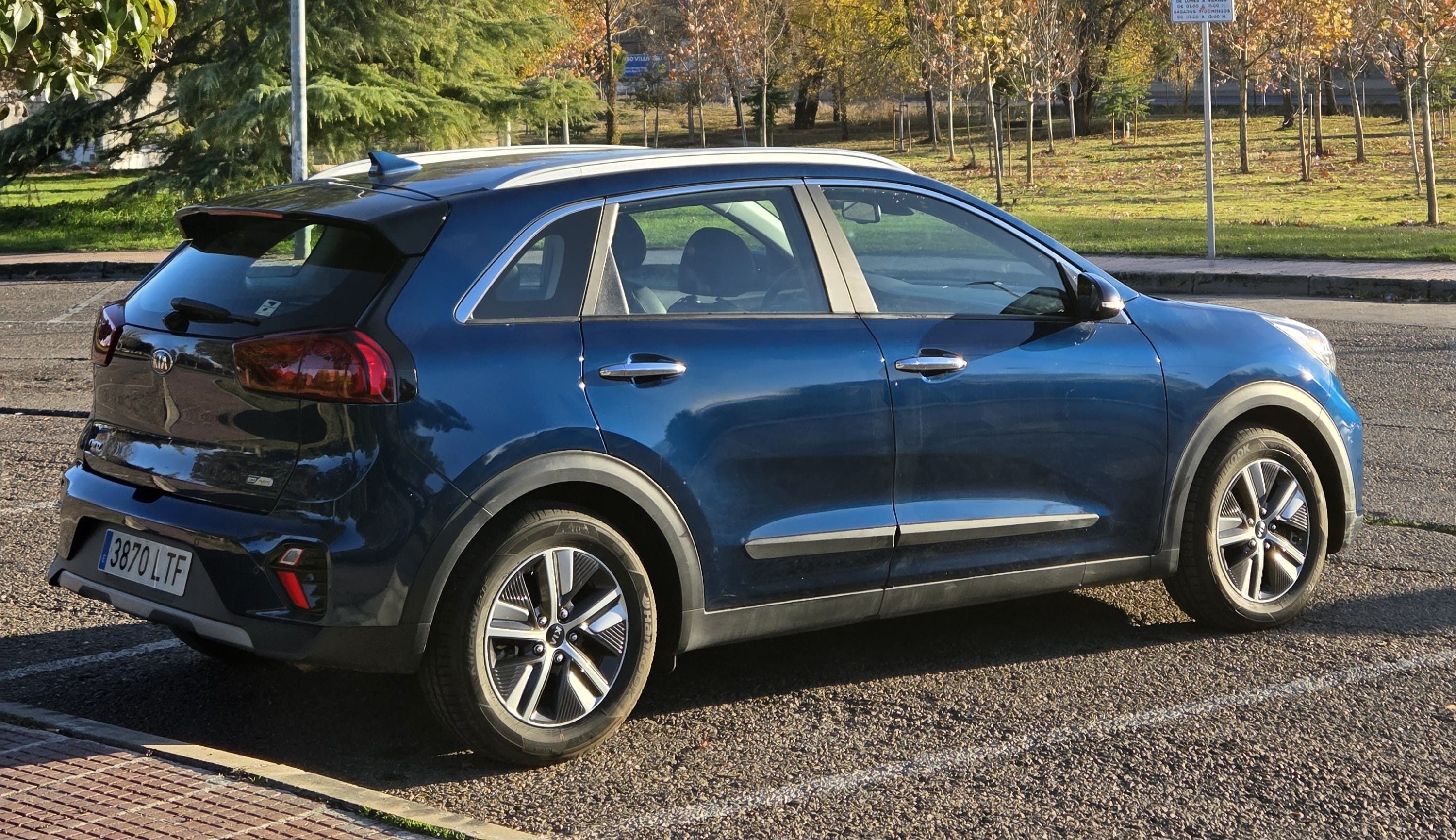 Kia Niro Híbrido con Aire acondicionado