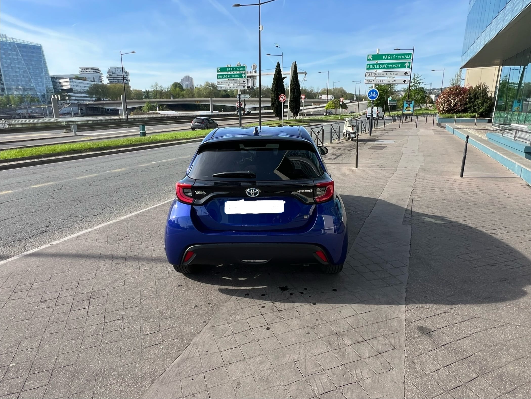 Toyota Yaris hybride design avec Régulateur de vitesse