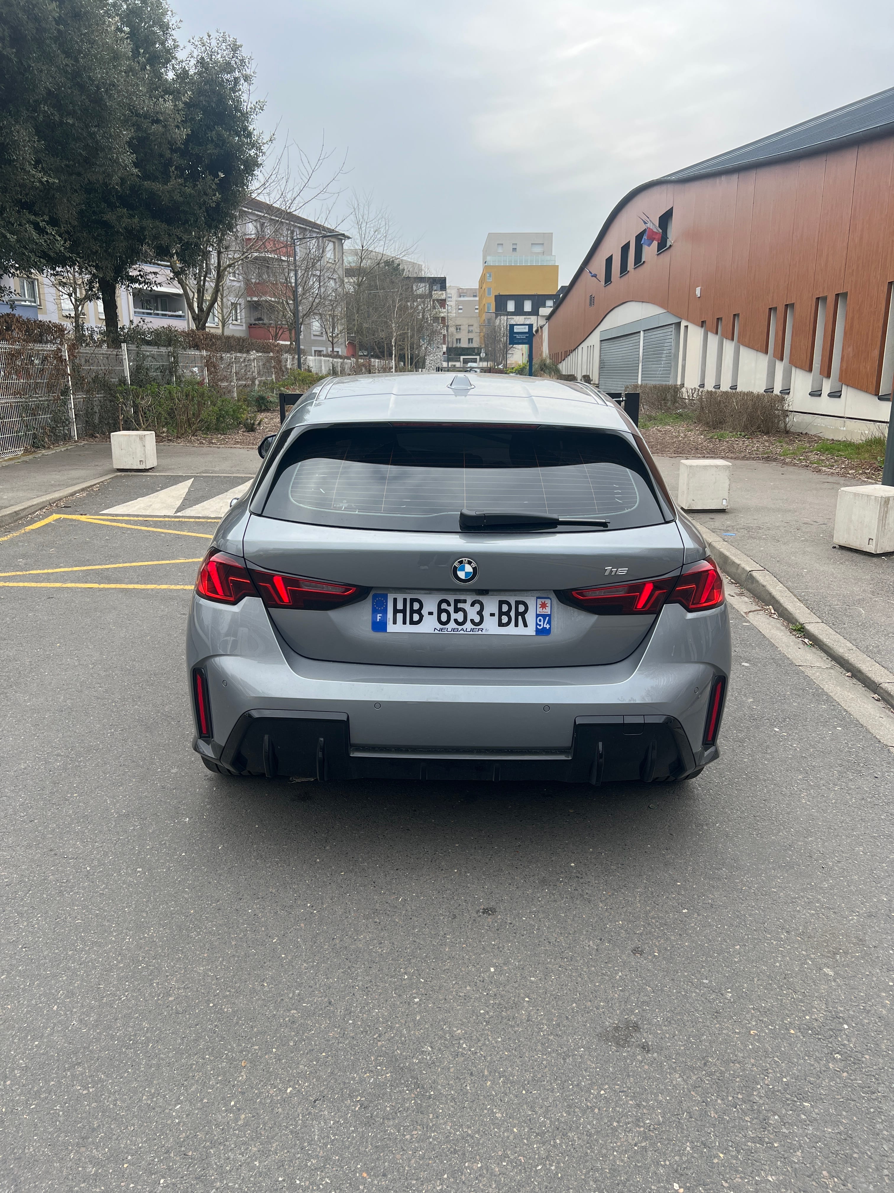 BMW Série 1 Finition M Sport avec Siège bébé