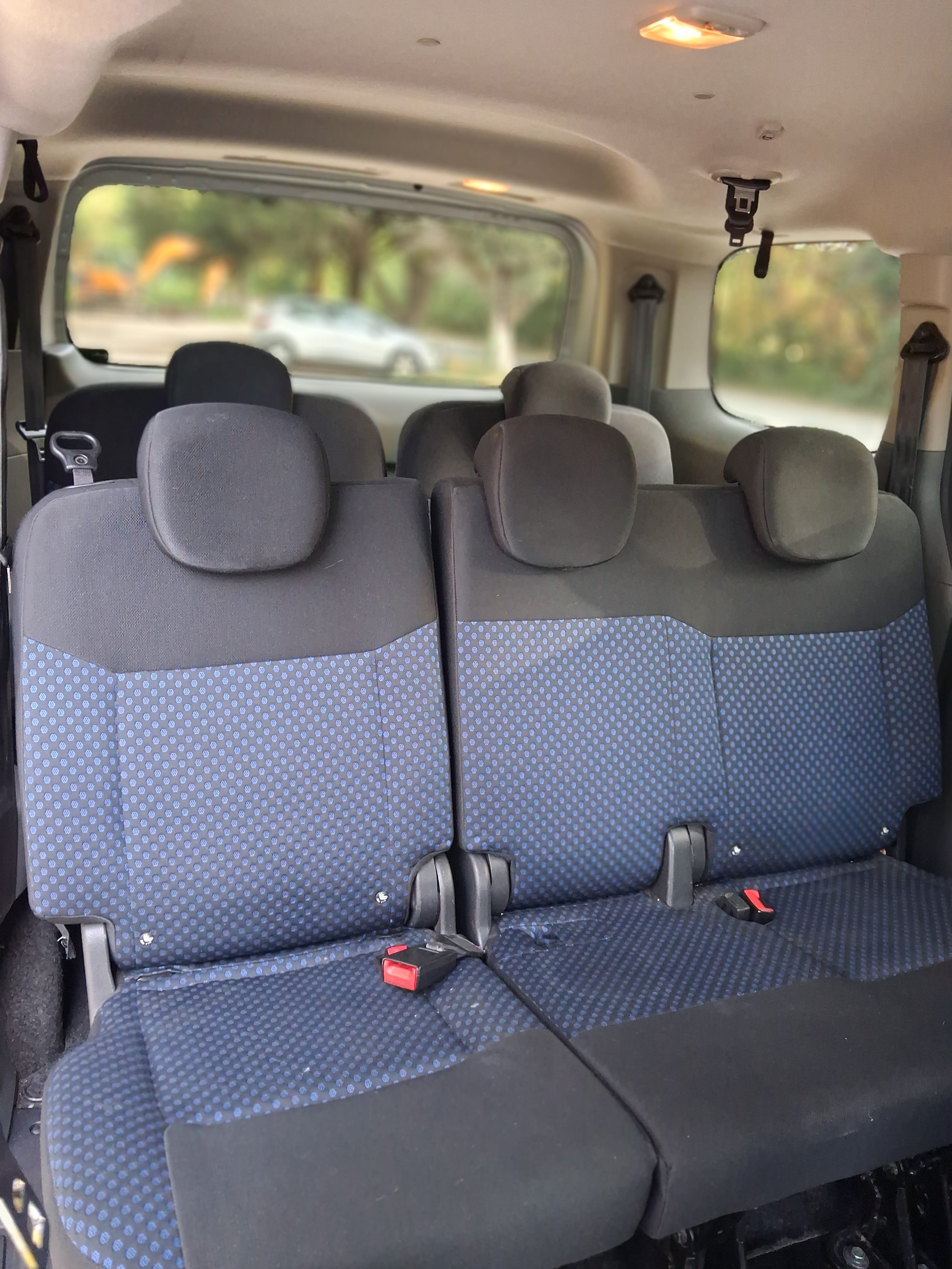 Nissan NV200 Combi avec Autoradio