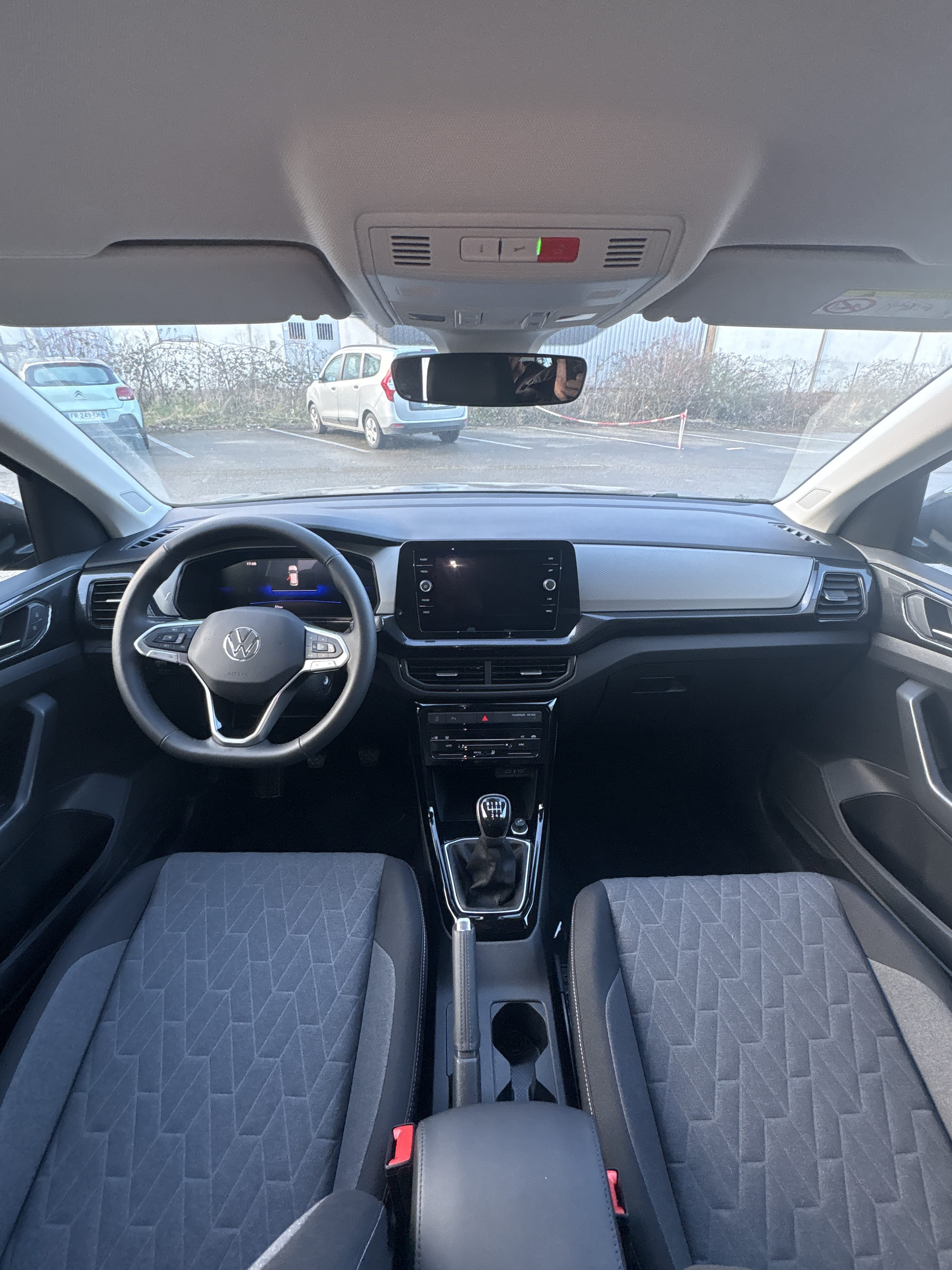 Volkswagen T-Cross avec GPS