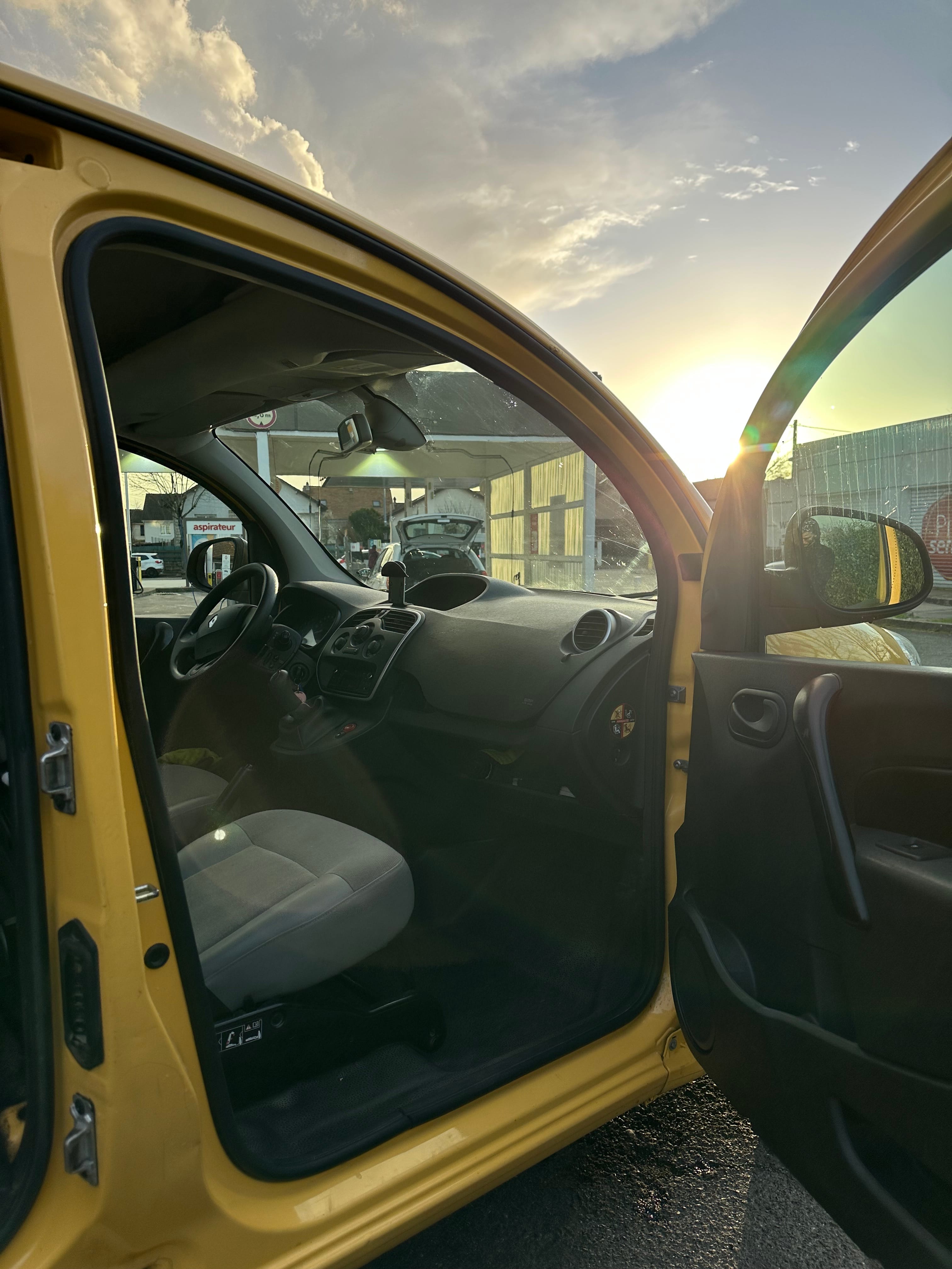 Renault Kangoo Express Carplay avec Port USB