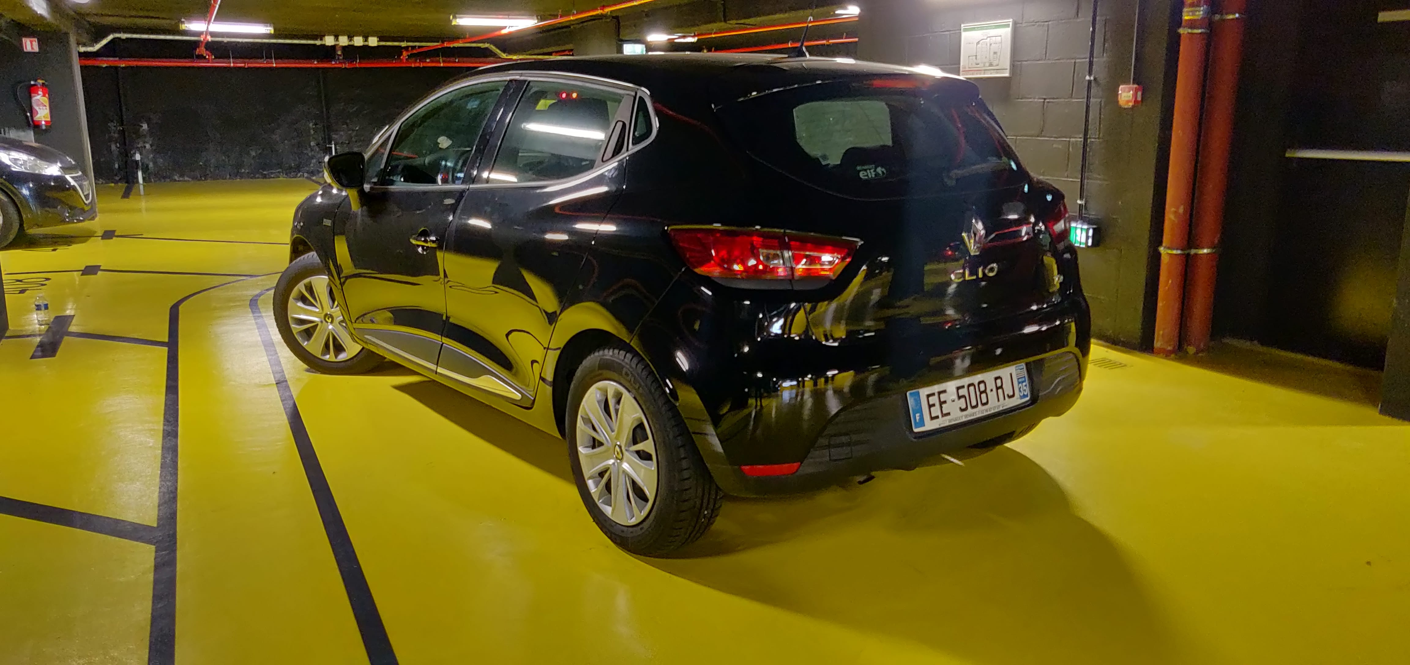 Renault Clio EE508RJ avec Climatisation