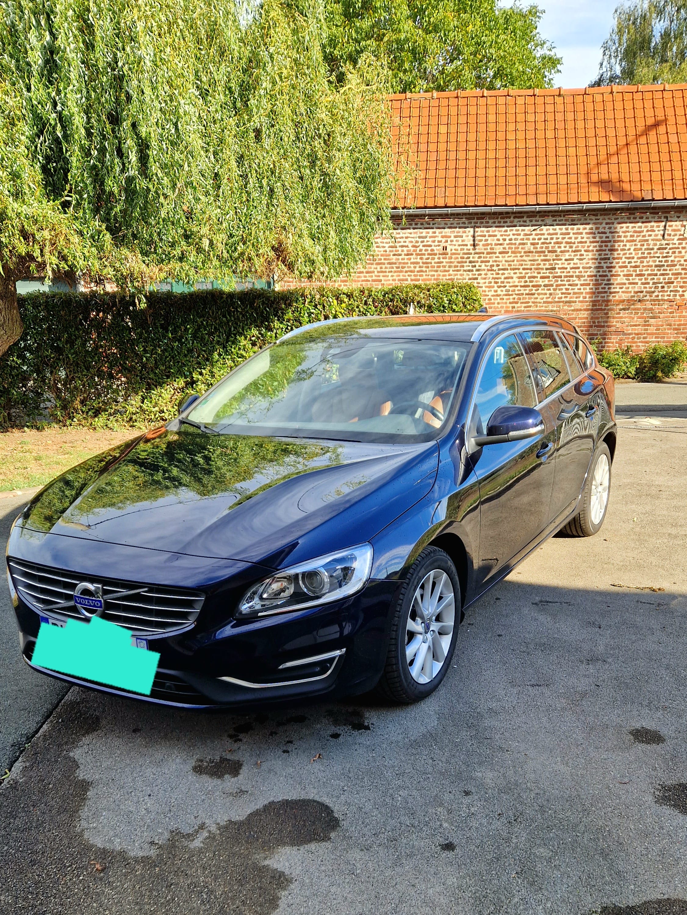 Volvo V60, 2015, Essence 95