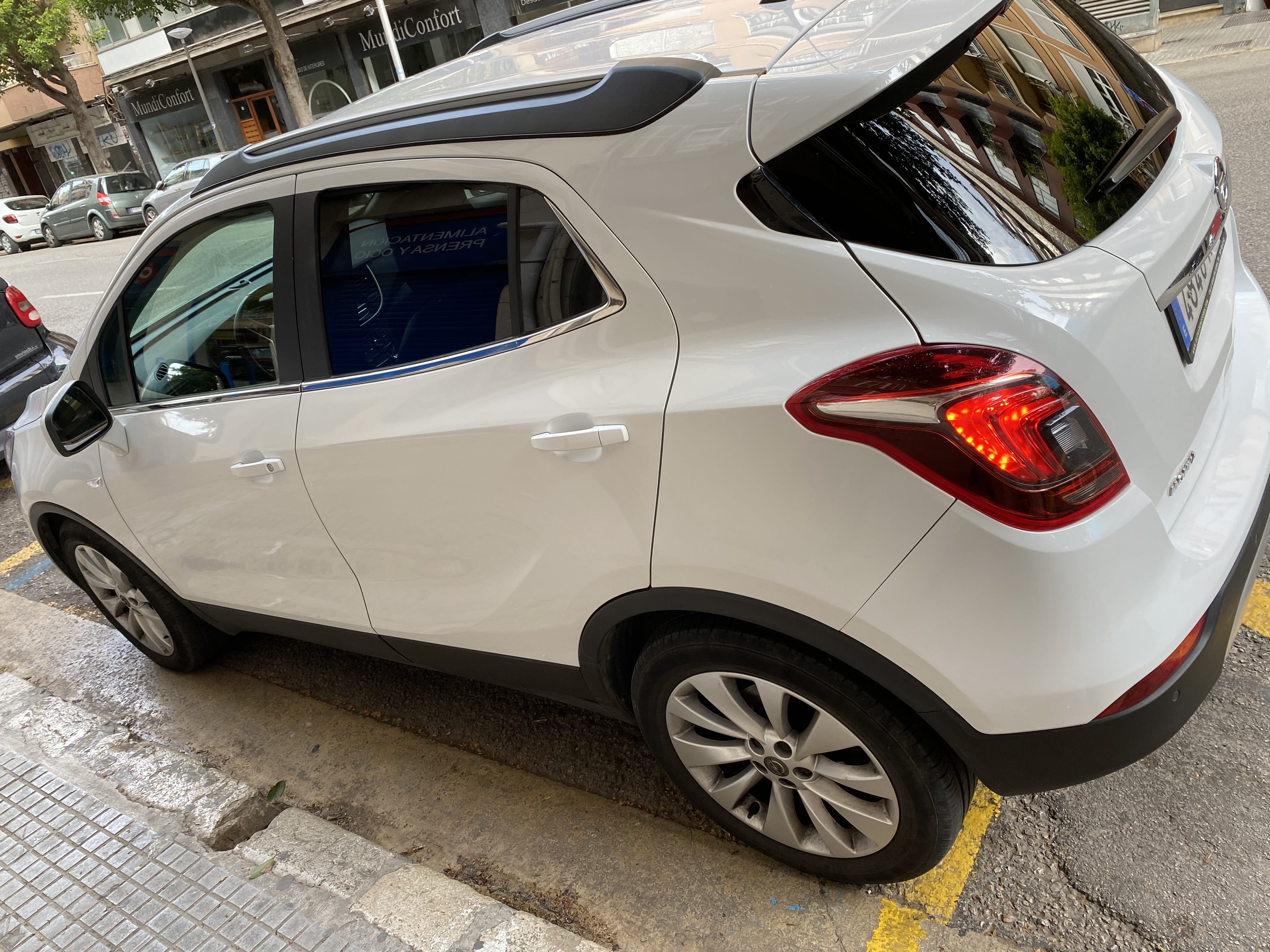 Opel Mokka 140 cv híbrido GLP/gasolina. con GPS