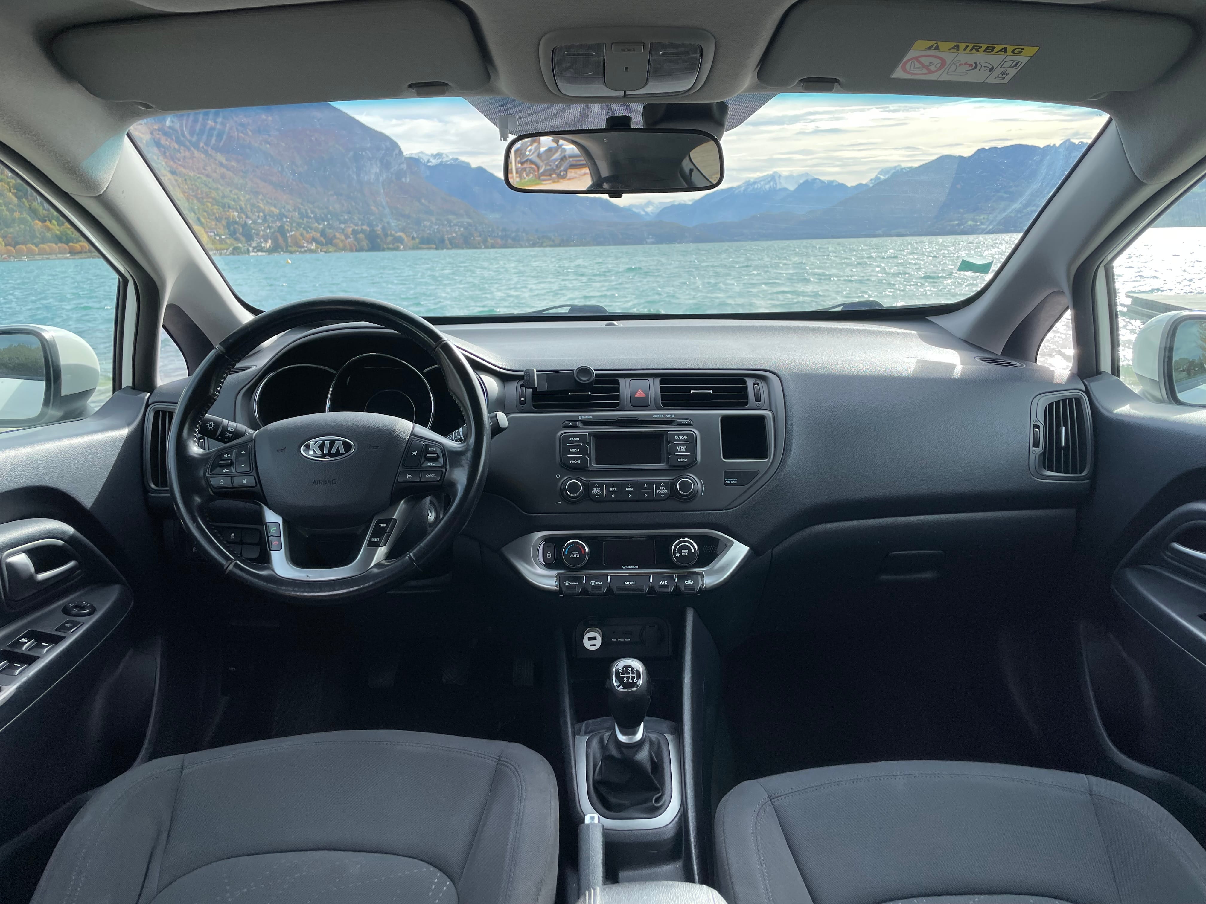 Kia Rio avec Entrée audio / iPod