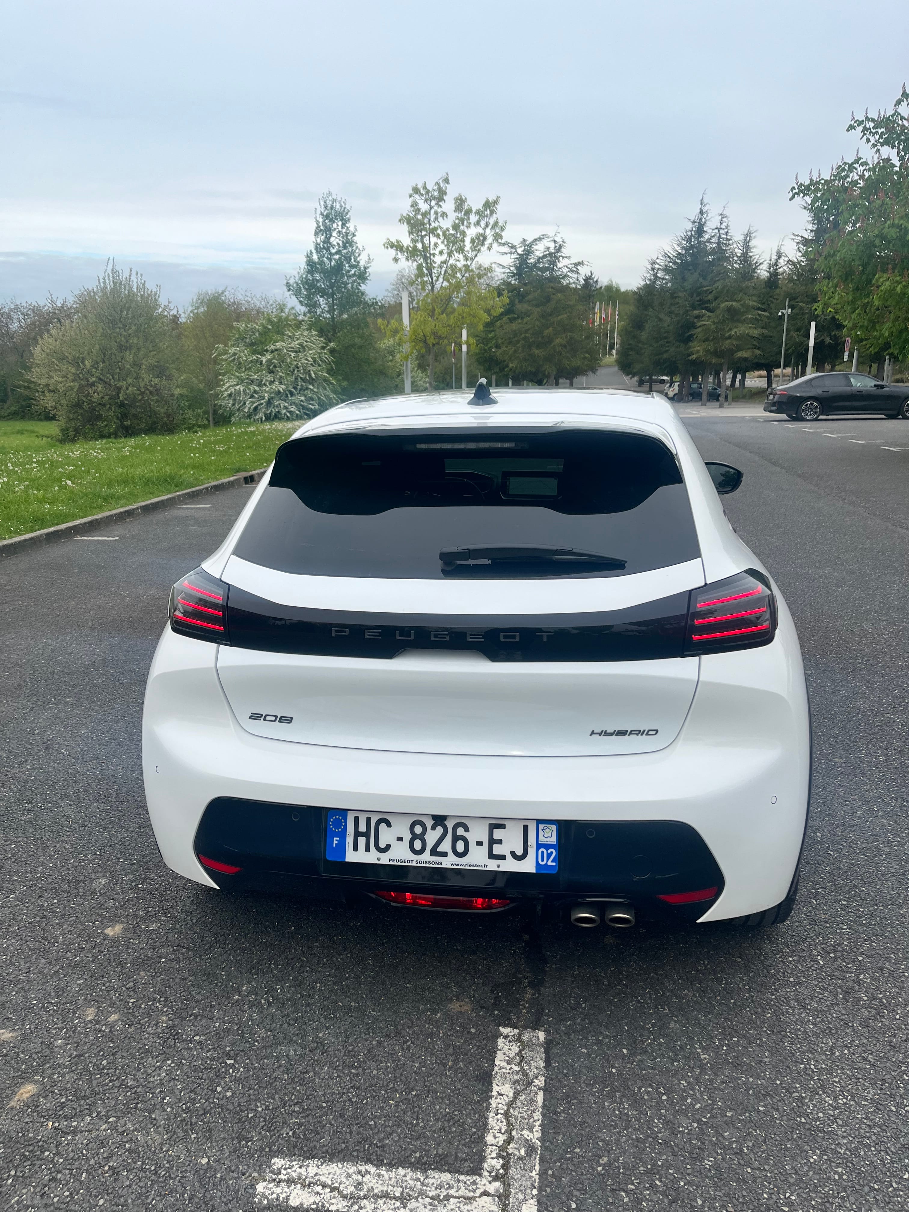 Peugeot 208 GT Line avec Climatisation