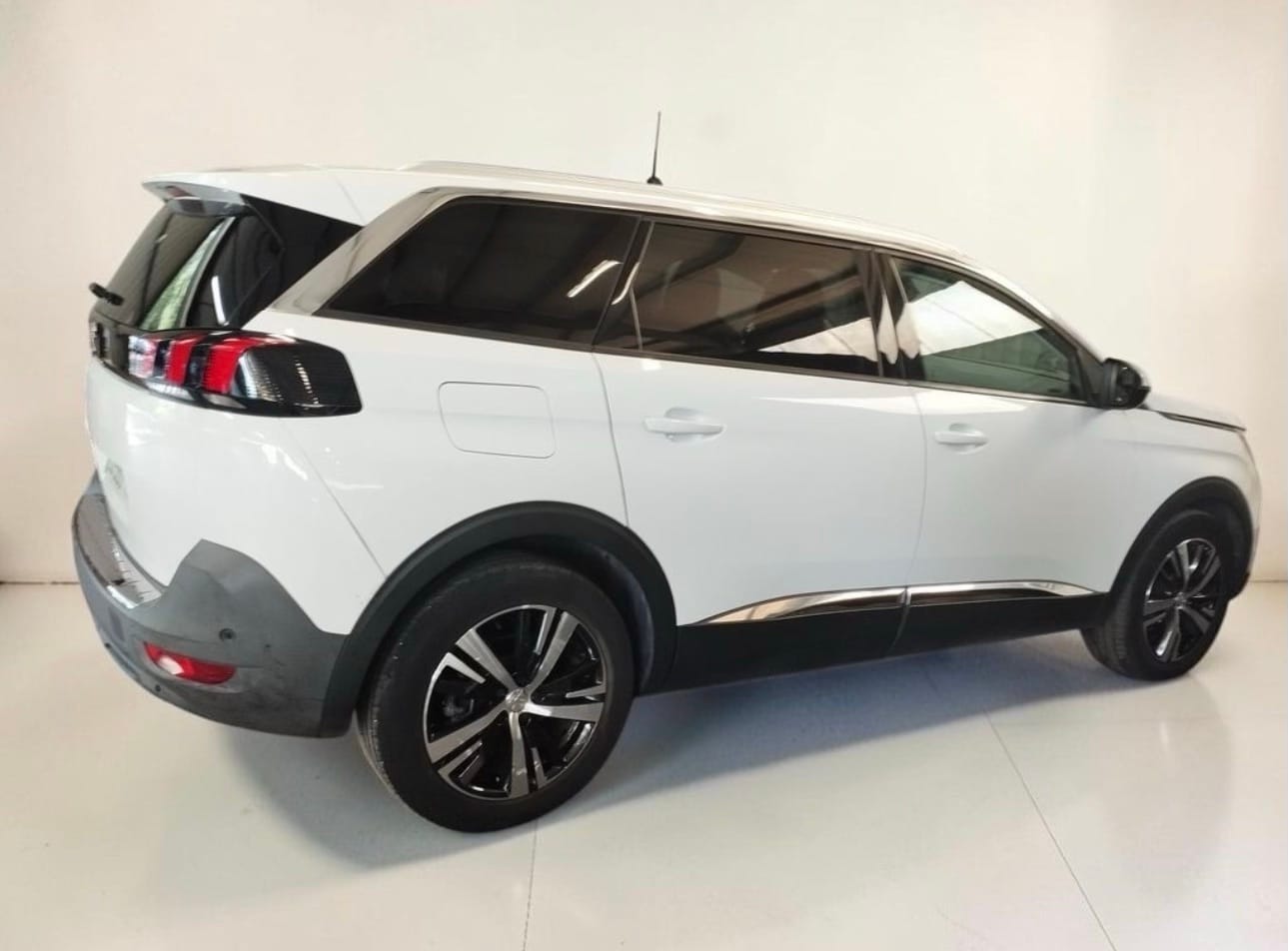 Peugeot 5008 II 1.6 THP 165CV Essence Boite Automatique, 2017, Essence 95, automatisch, 7 zitplaatsen