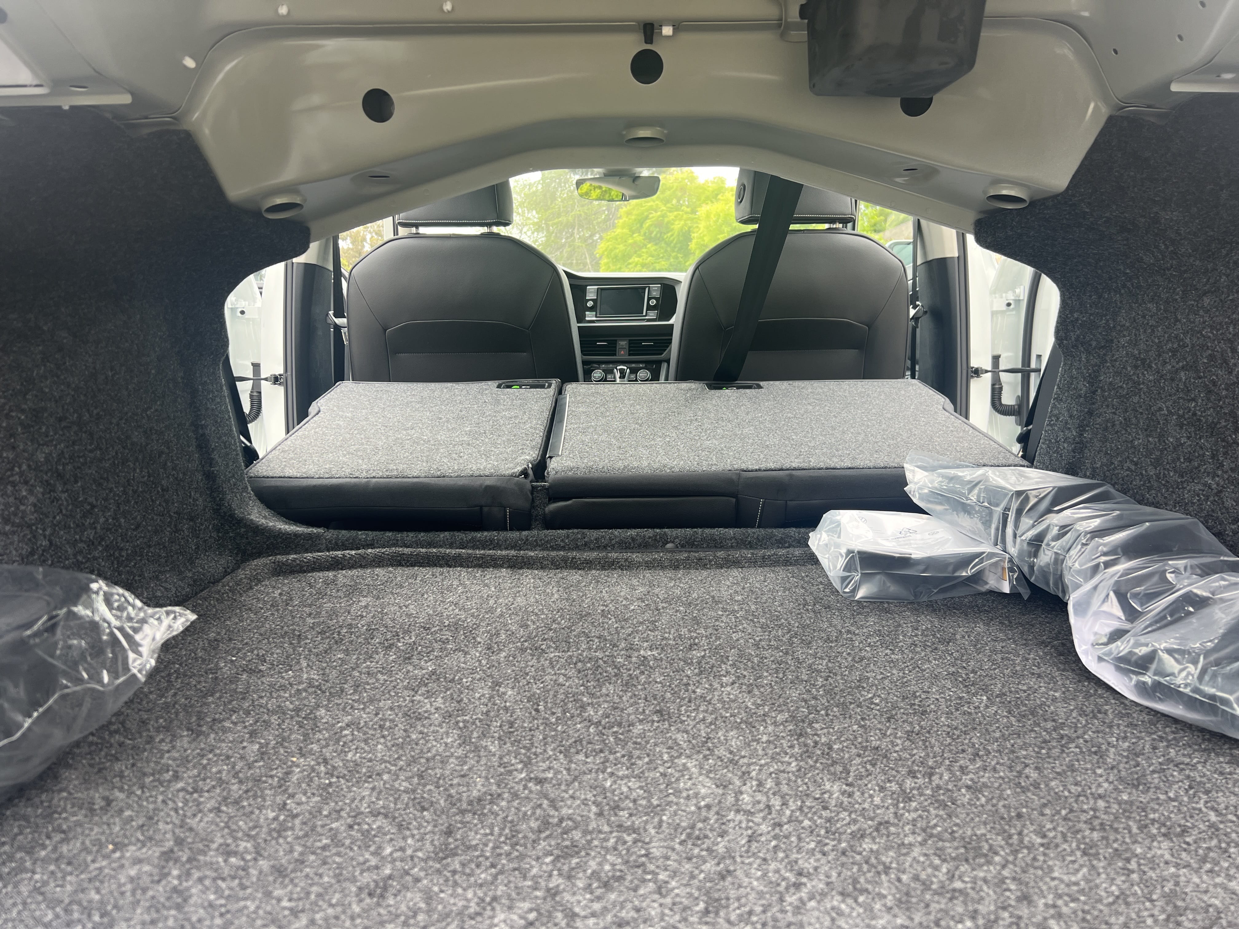 Volkswagen Jetta R-Line with Bluetooth audio