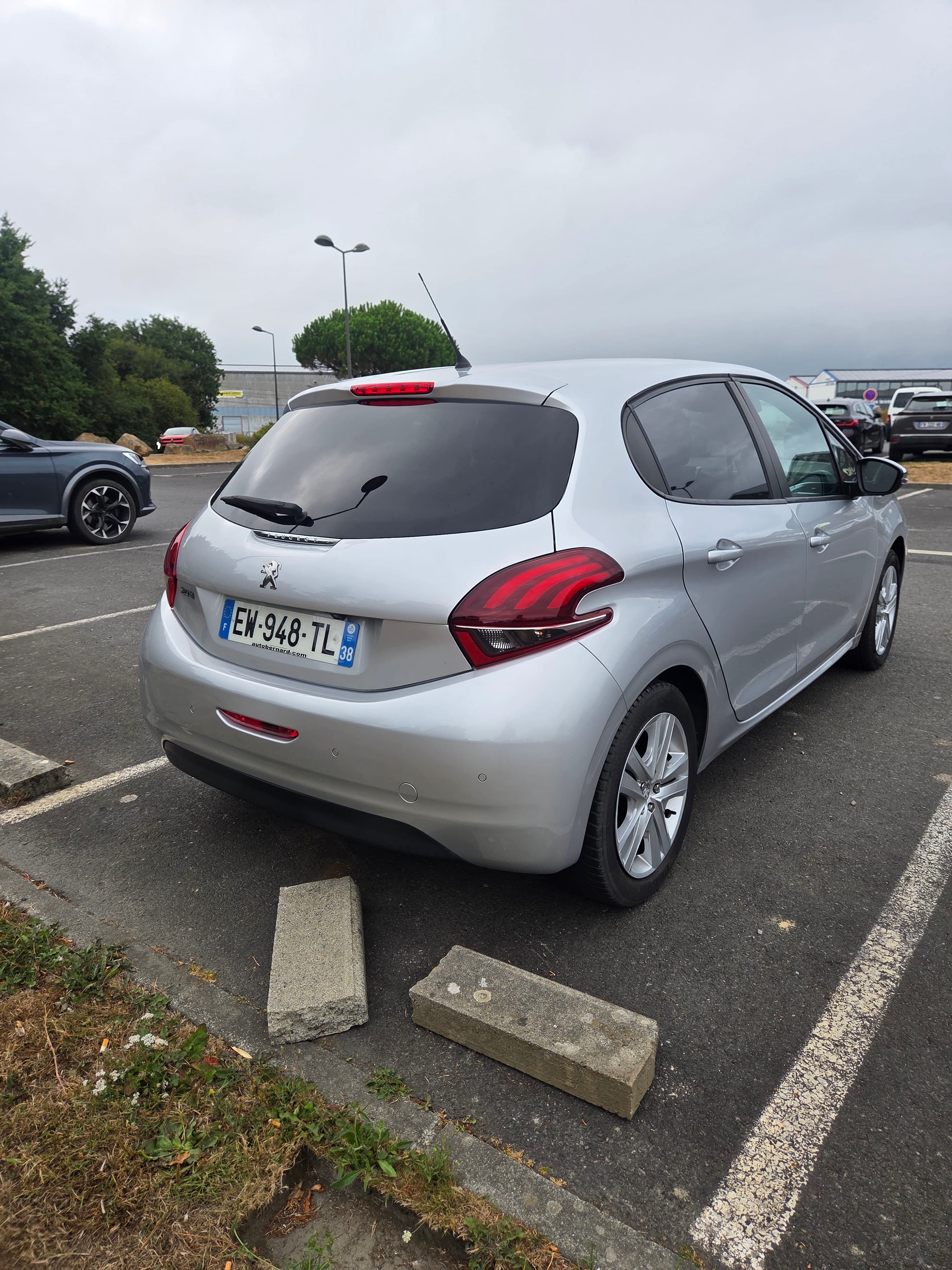 Peugeot 208 avec Caméra de recul