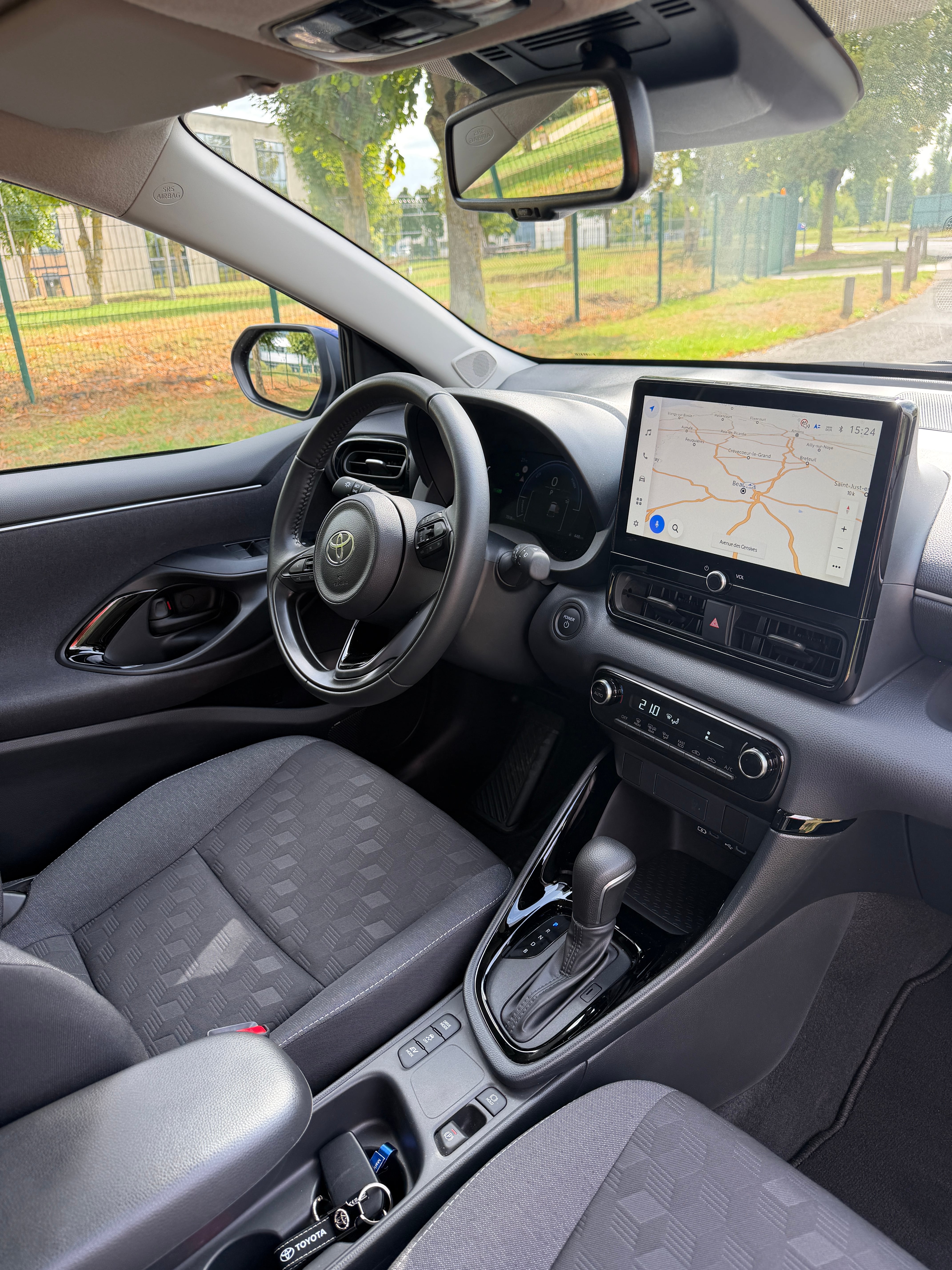 Toyota Yaris Hybride 1,5 Hybride 116 ch - Automatique - Design avec Siège bébé
