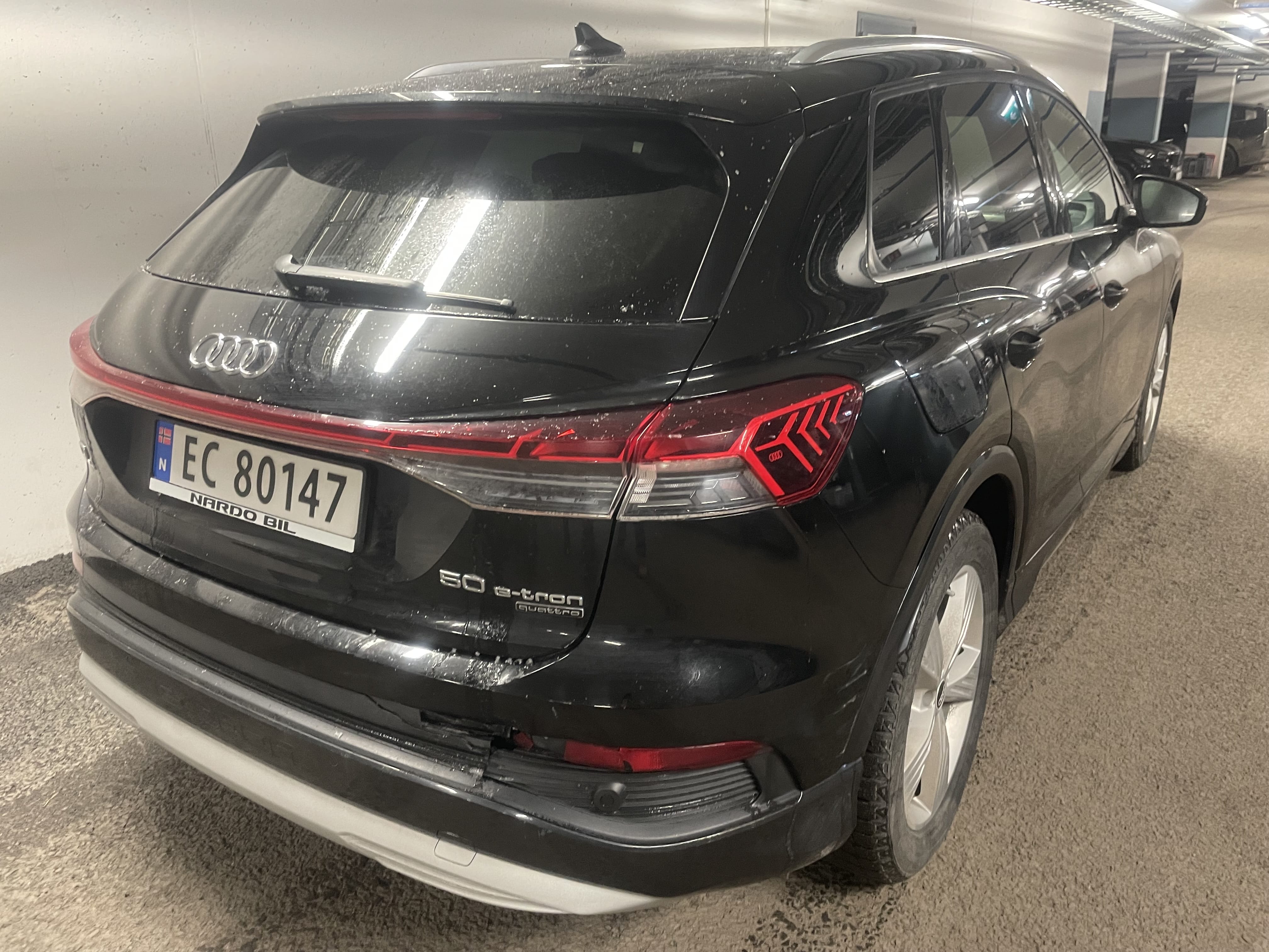 Audi Q4 50 e-tron quattro (AWD) med GPS