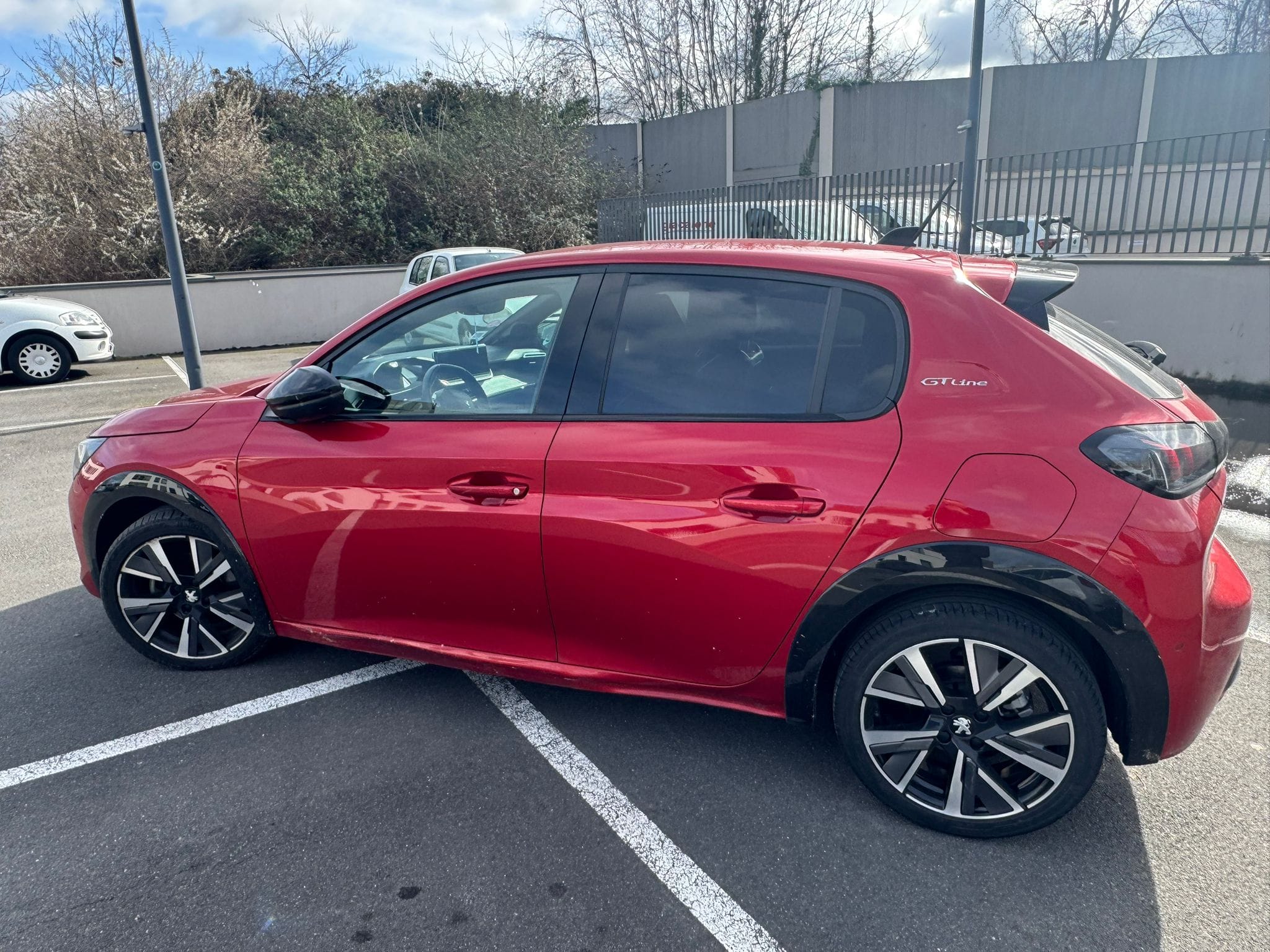 Peugeot 208 GT Line avec Climatisation