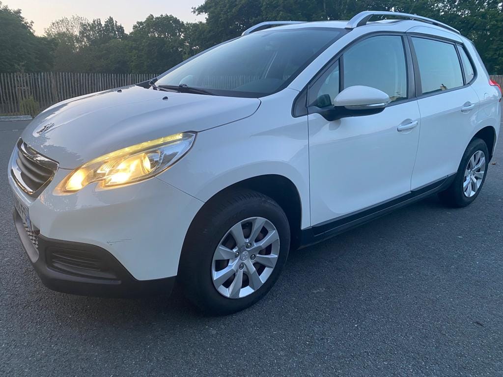 Peugeot 2008 Access, 2014, Essence 98