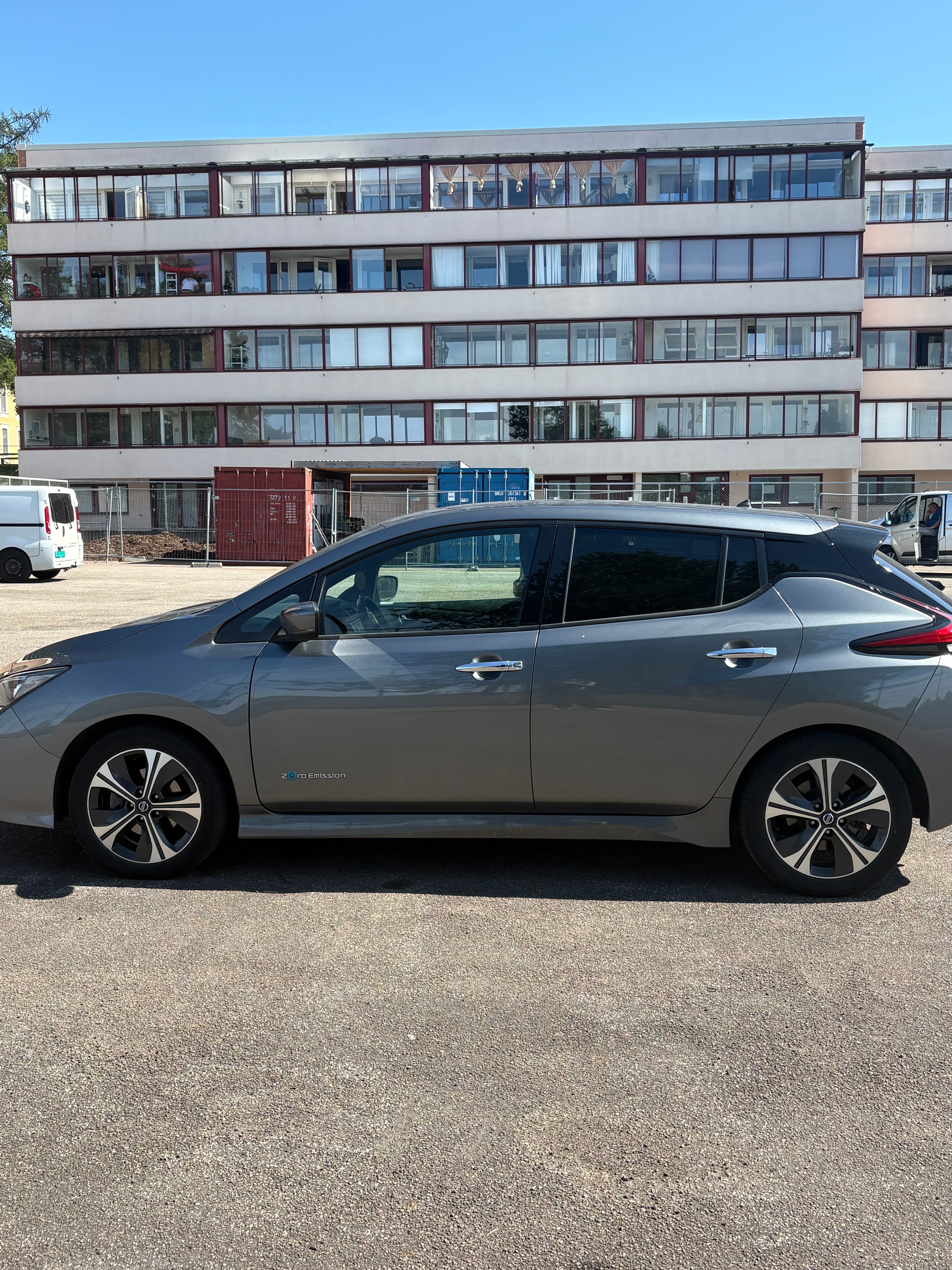 Nissan Leaf with Air conditioning