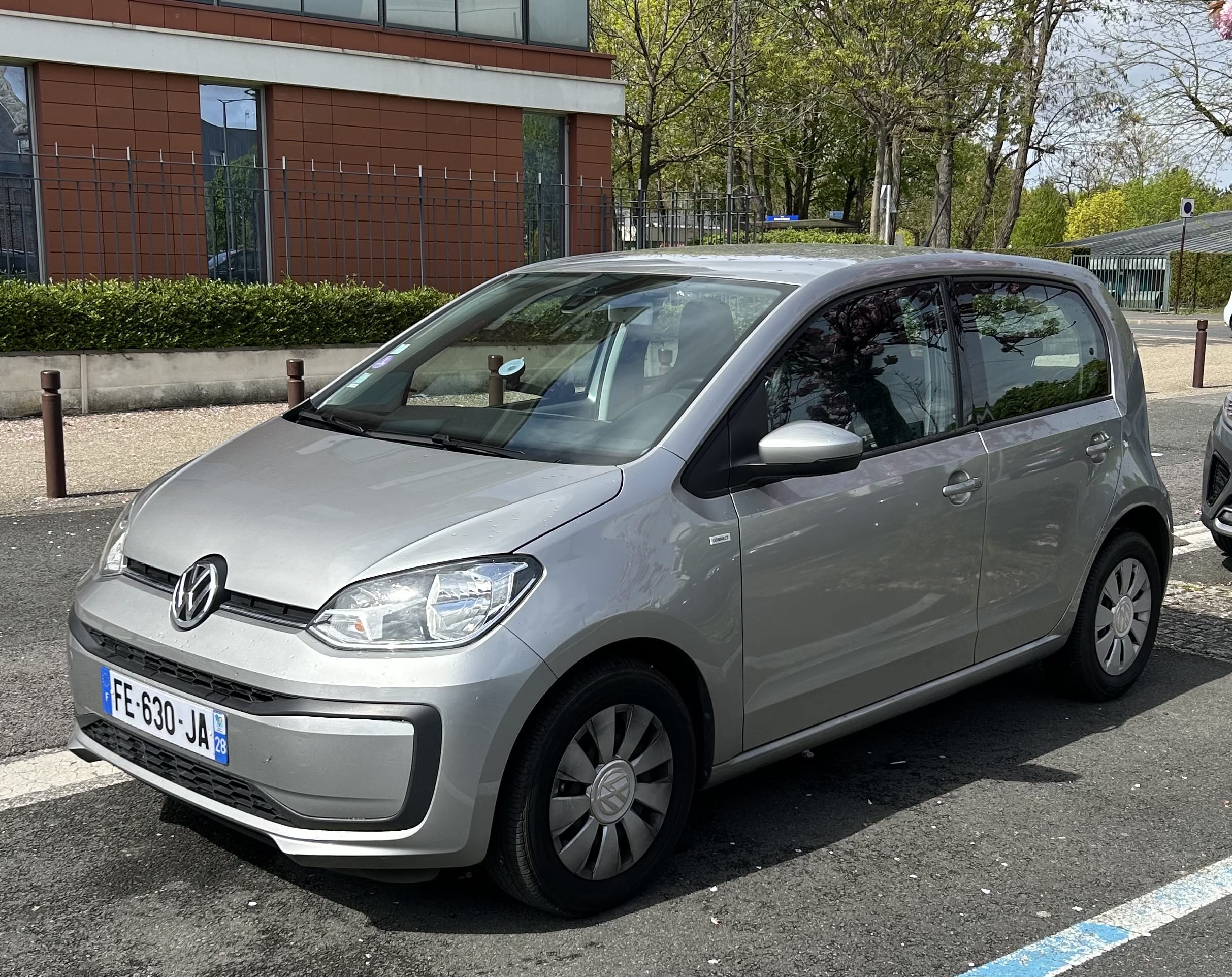 Volkswagen Up!, 2019, Essence 95