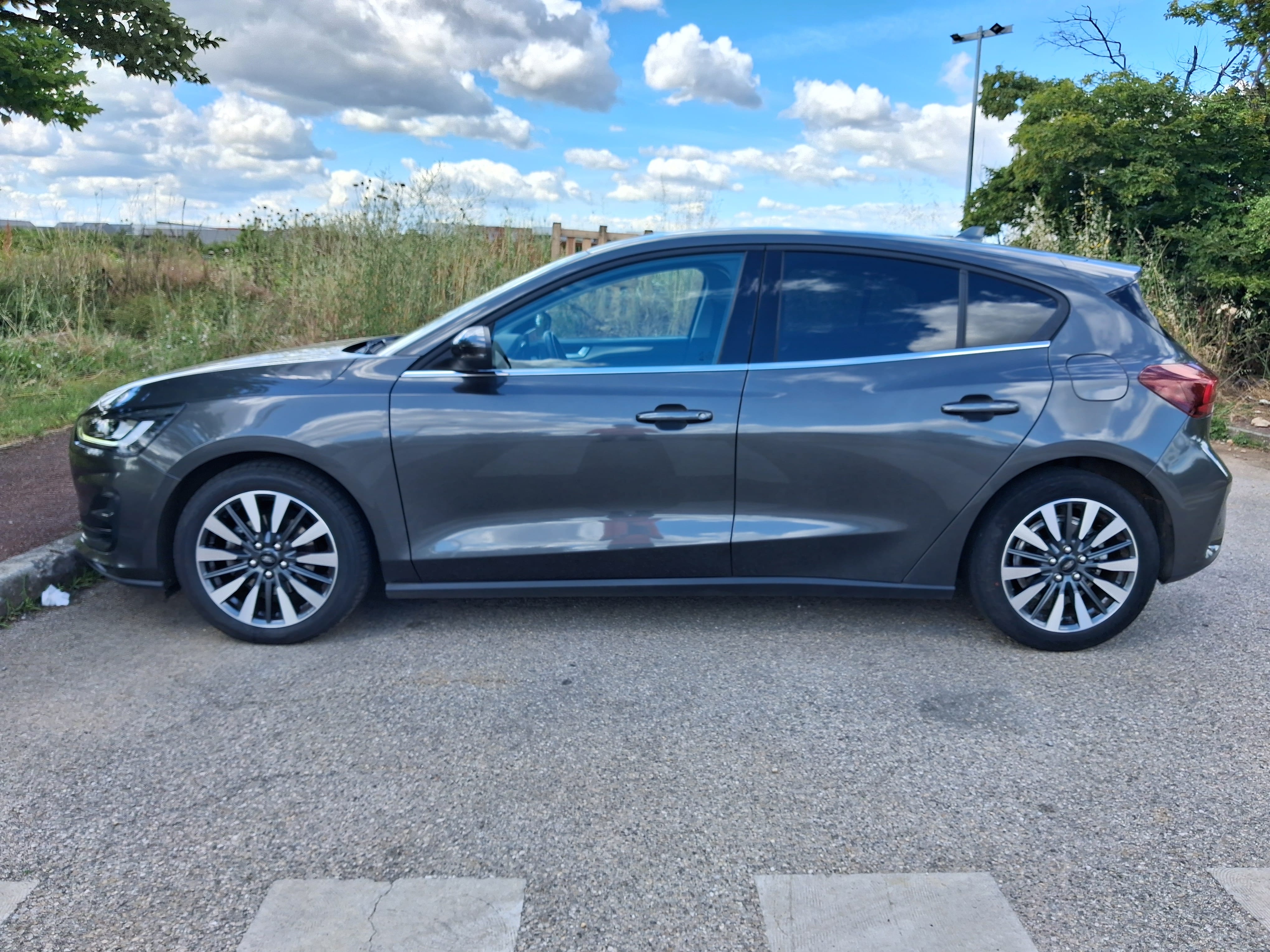 Ford Focus Hybride Ethanol - roulez à 80cts le litre - avec Climatisation