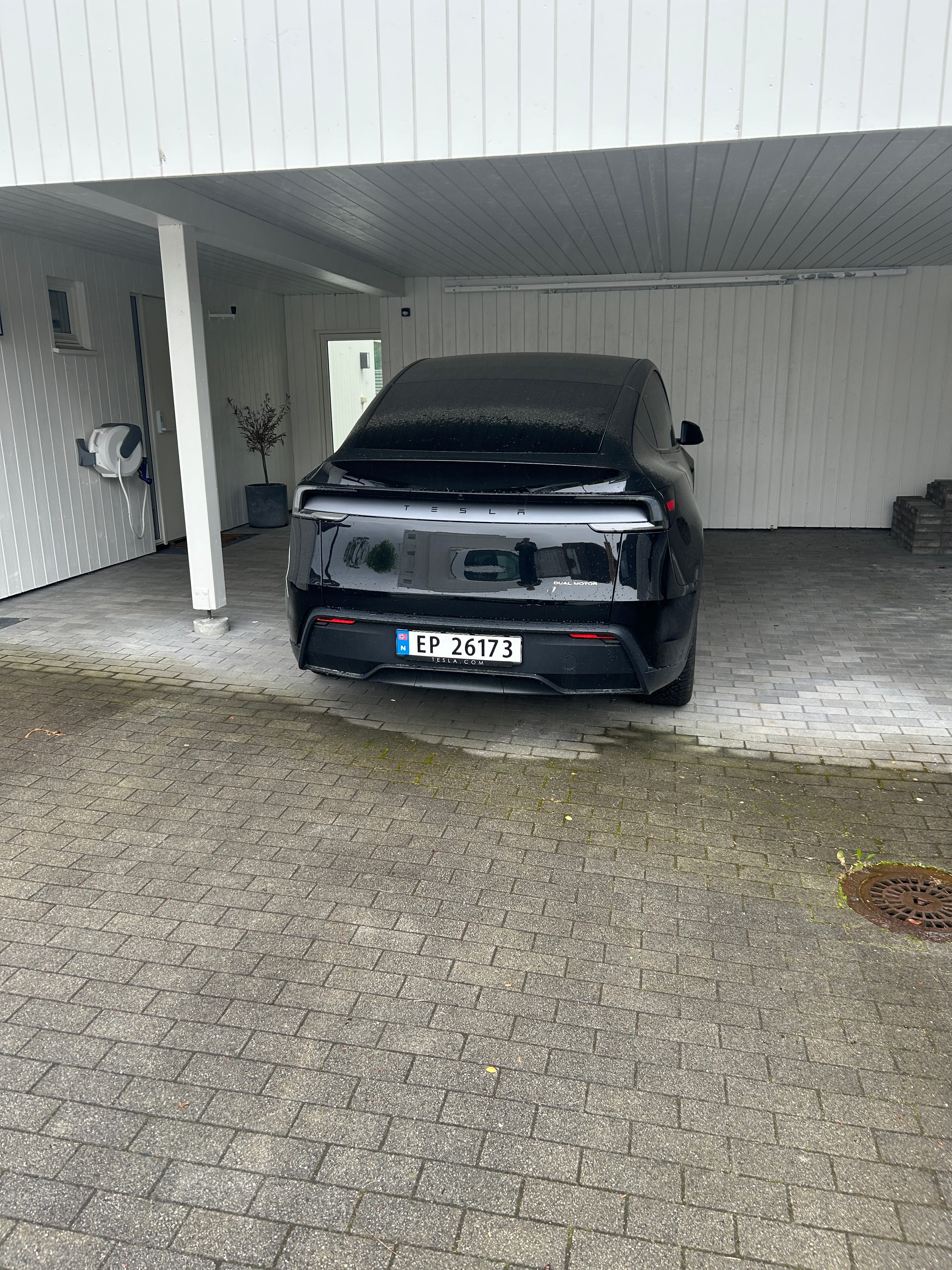 Tesla Model Y Long Range with Backup camera