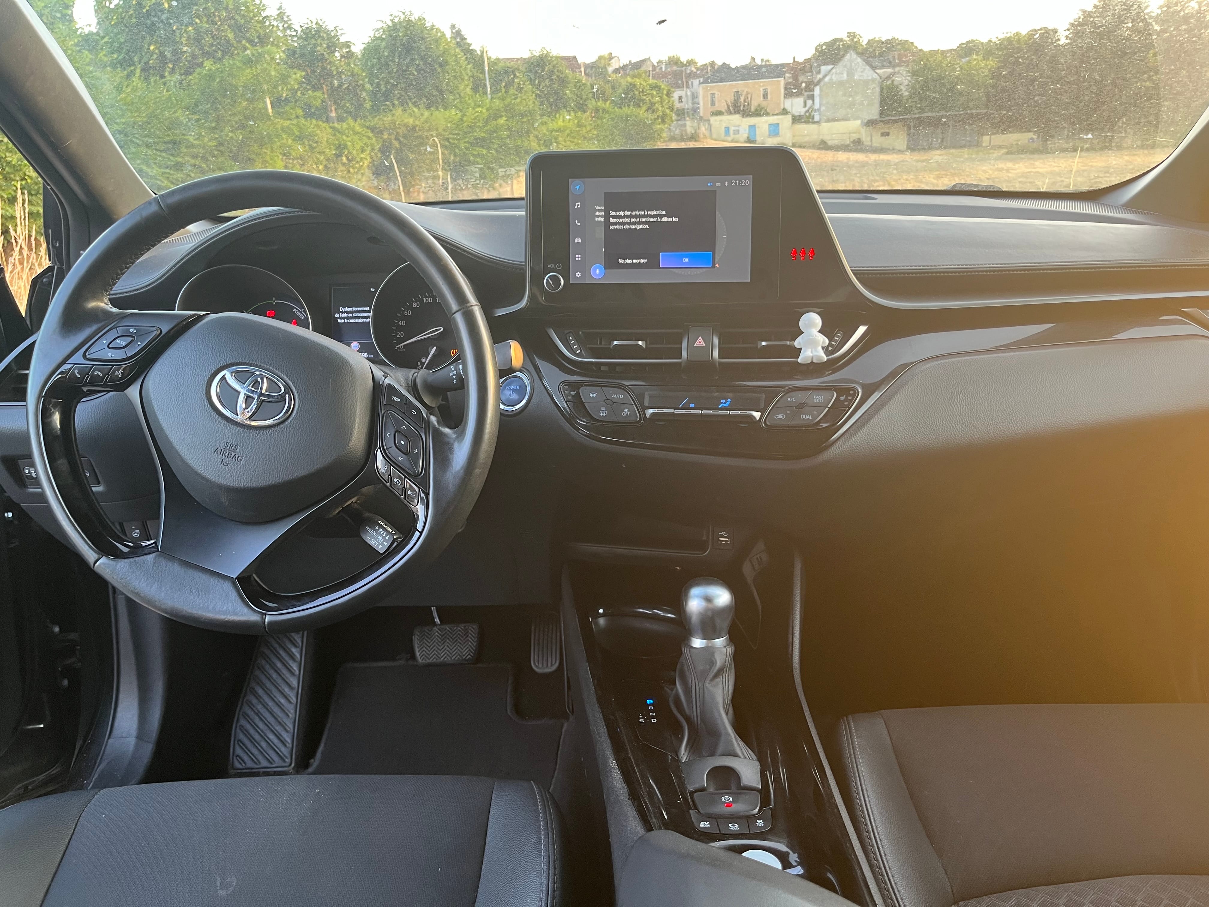 Toyota C-HR avec GPS