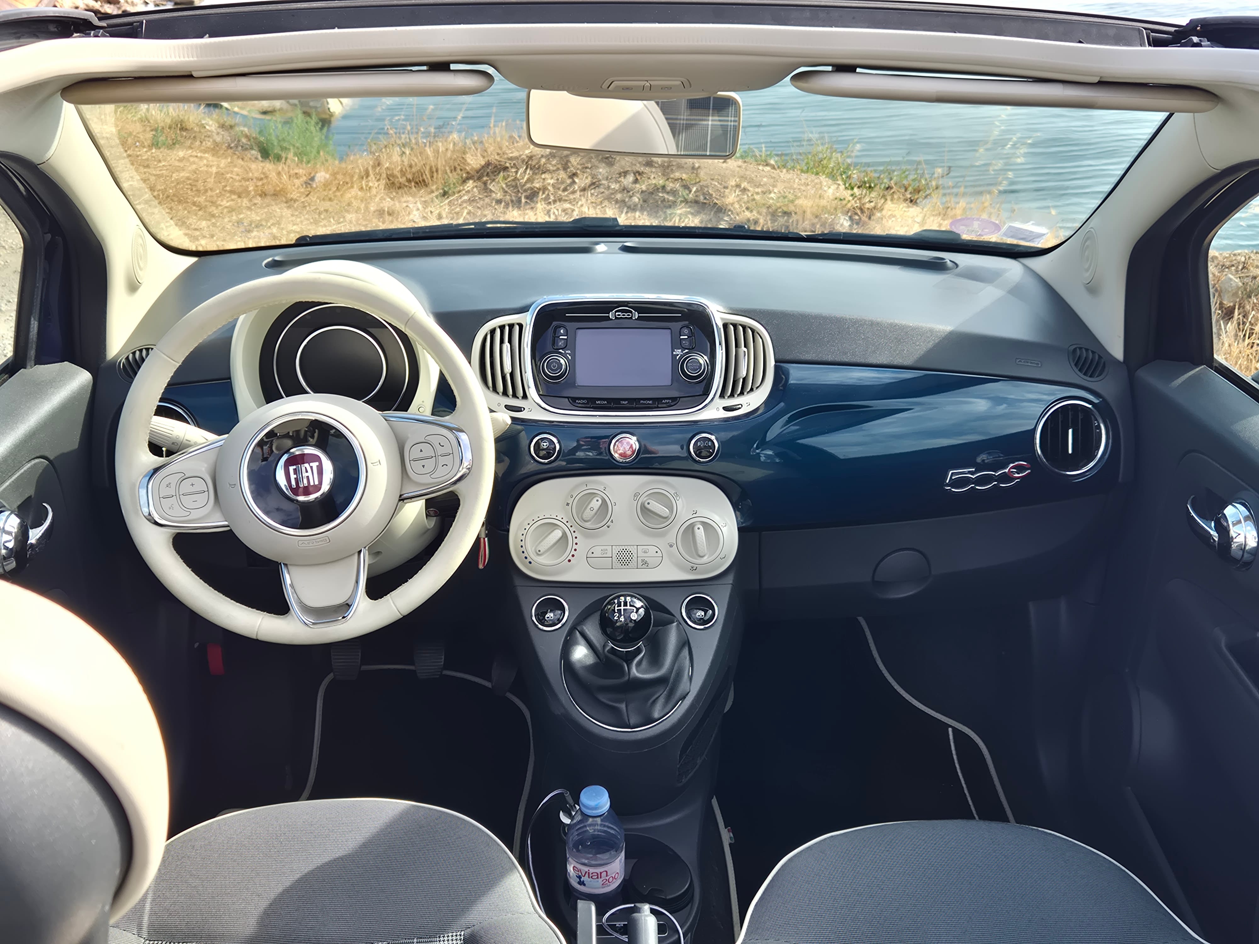 Fiat 500 C avec Autoradio