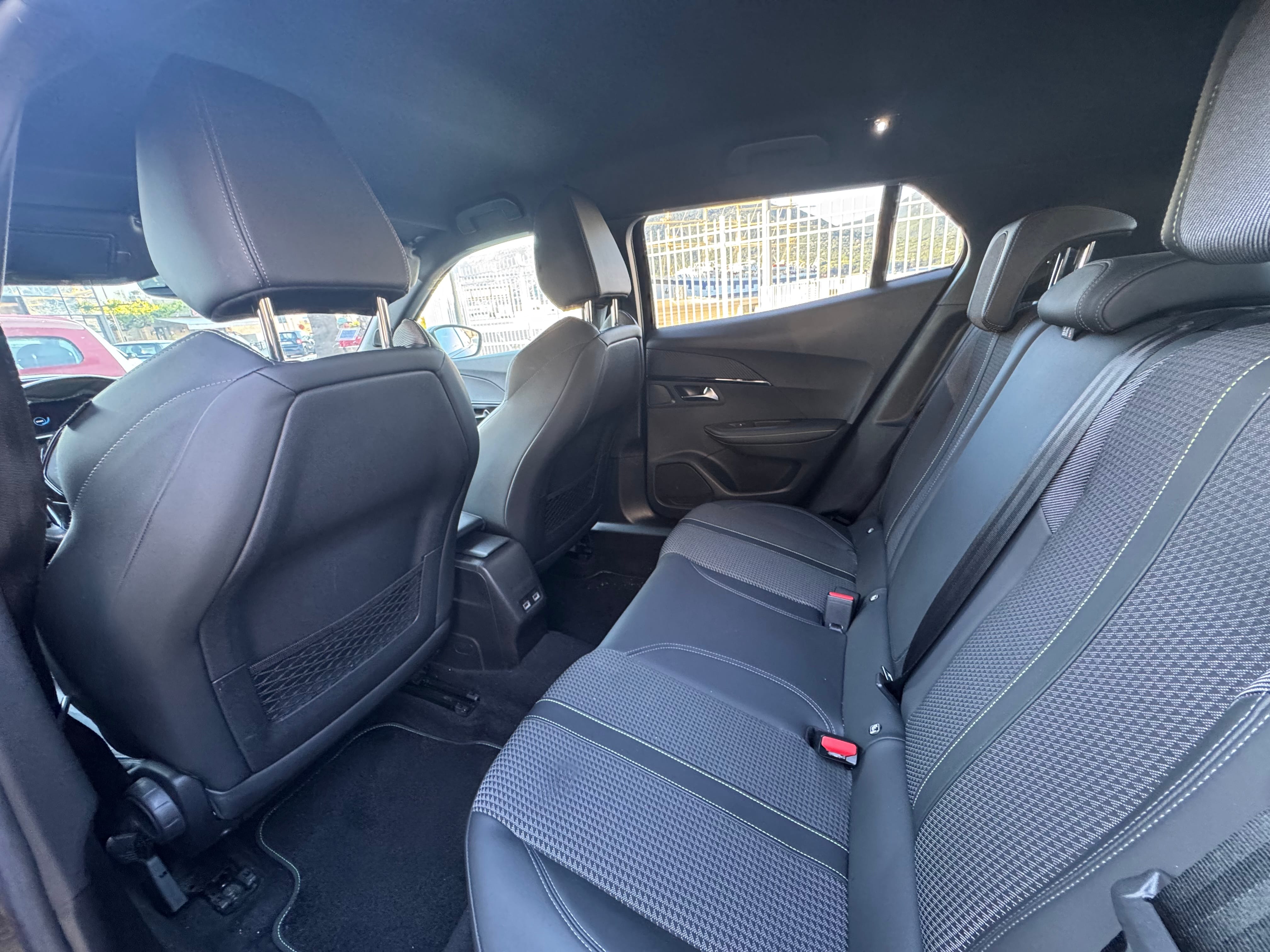 Peugeot 2008 avec Caméra de recul