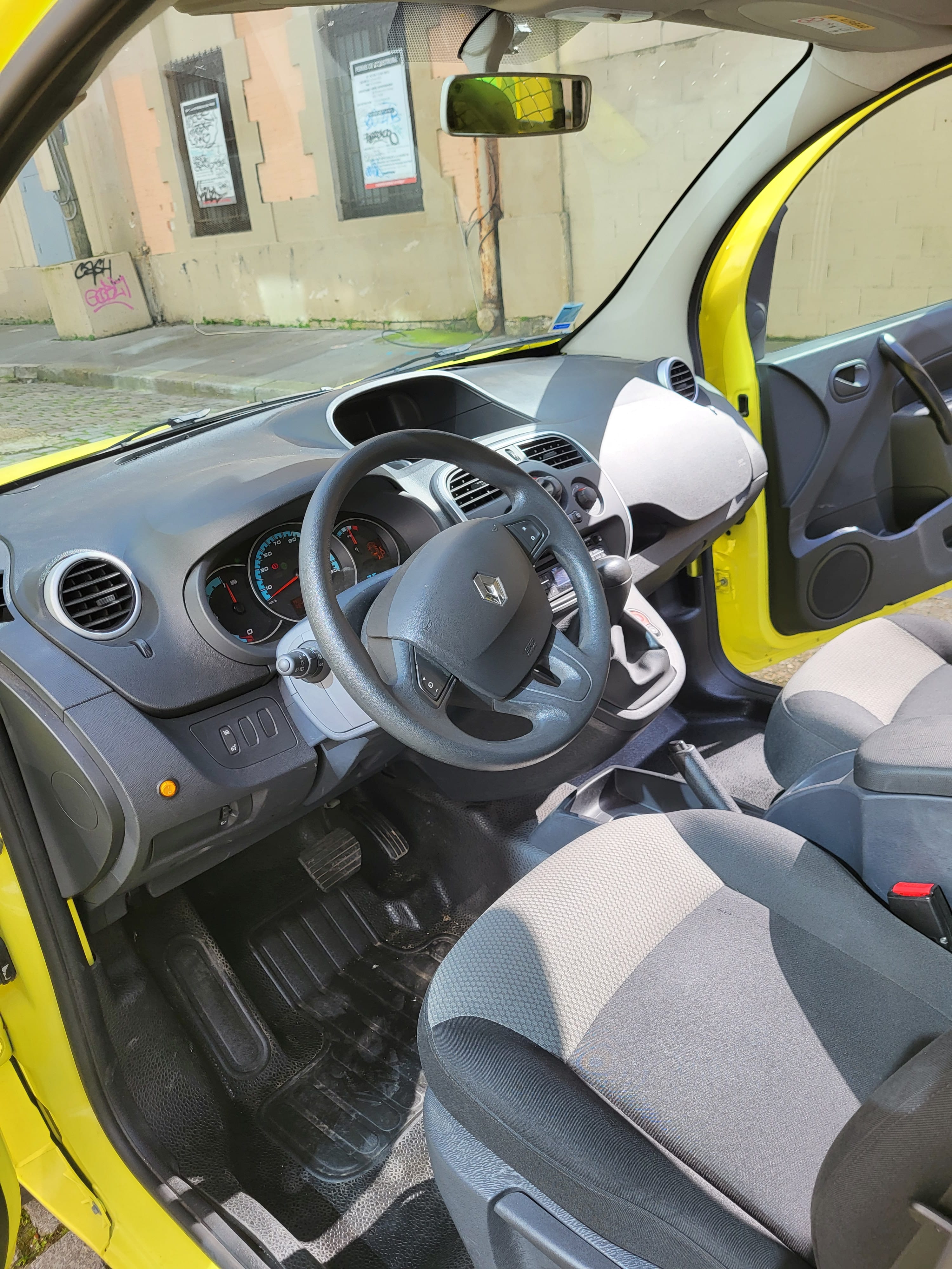 Renault Kangoo Express ZE  GRAND CONFORT Vitré partiellement avec Climatisation