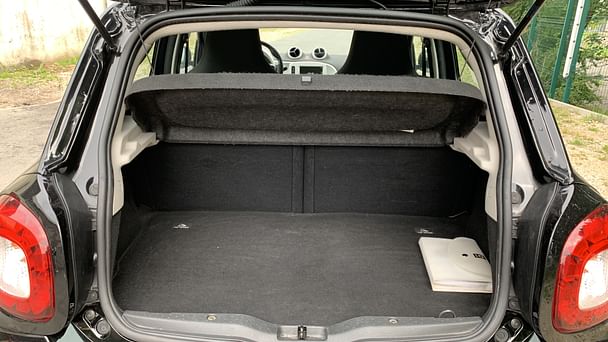 Smart Forfour 1.1 L 71 CH avec Entrée audio / iPod