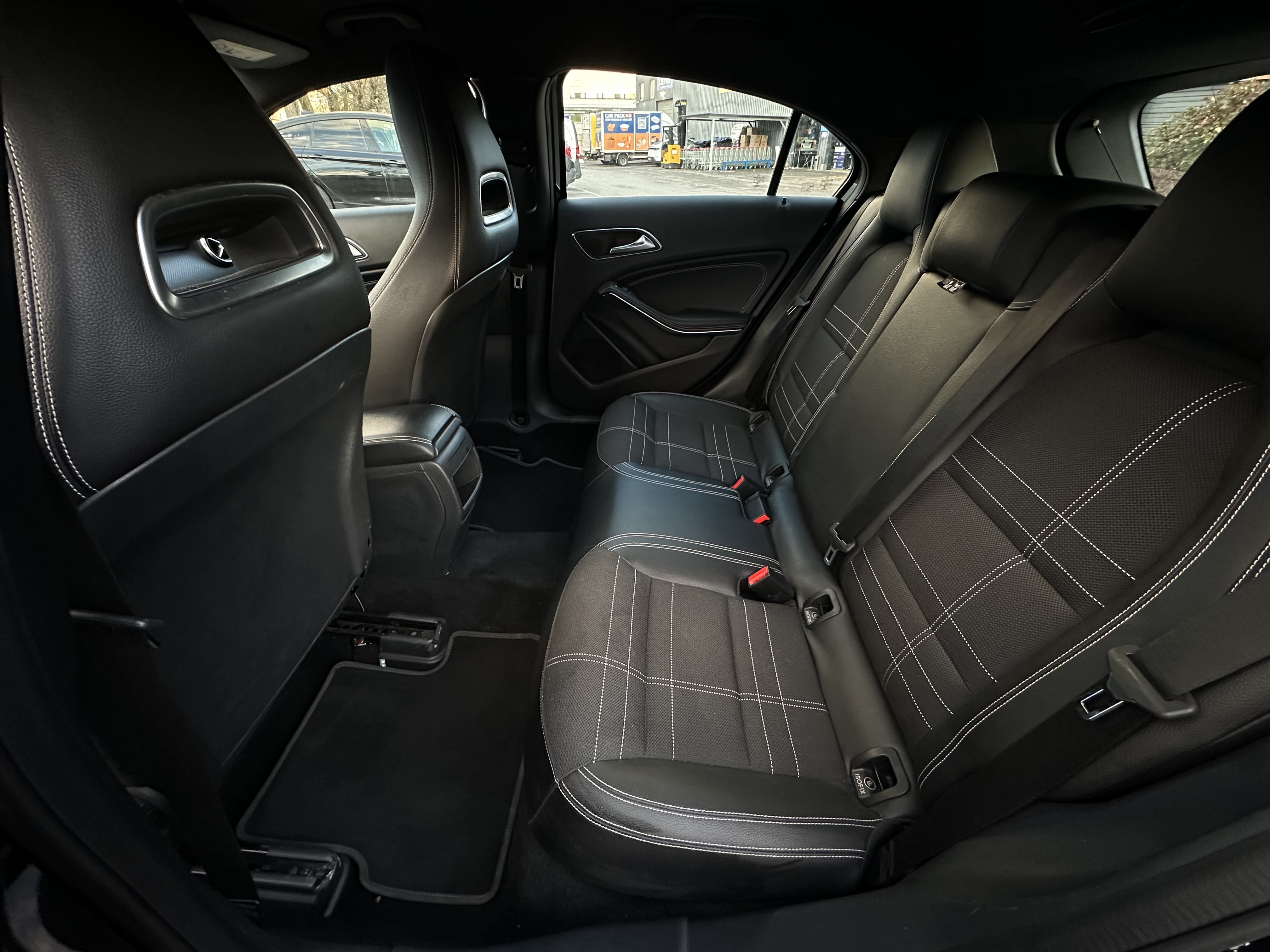Mercedes-Benz Classe A avec Audio Bluetooth
