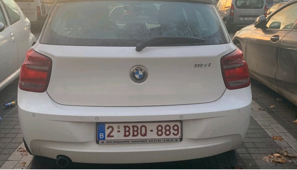 BMW Série 1 avec GPS