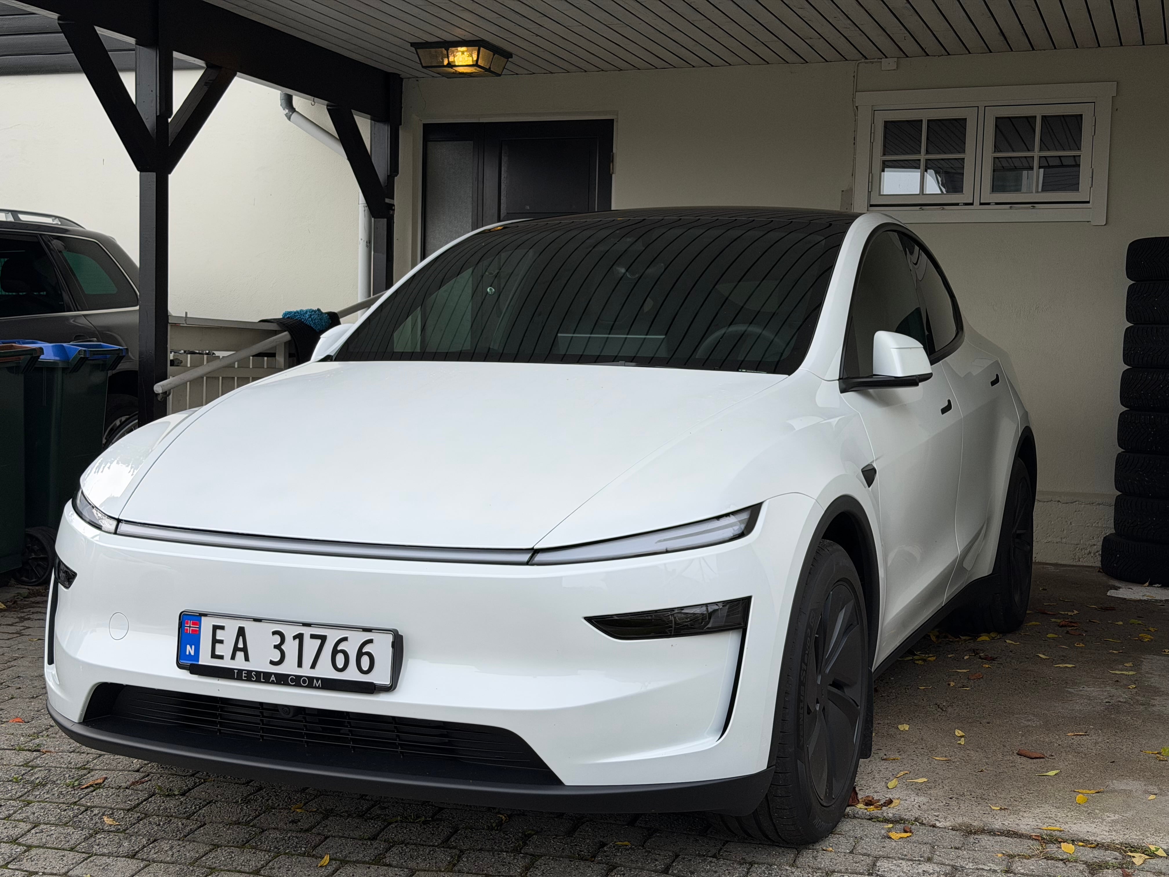 Tesla Model Y Long Range 4x4 630km gratis lading!, 2026, Elektrisk, automatisk