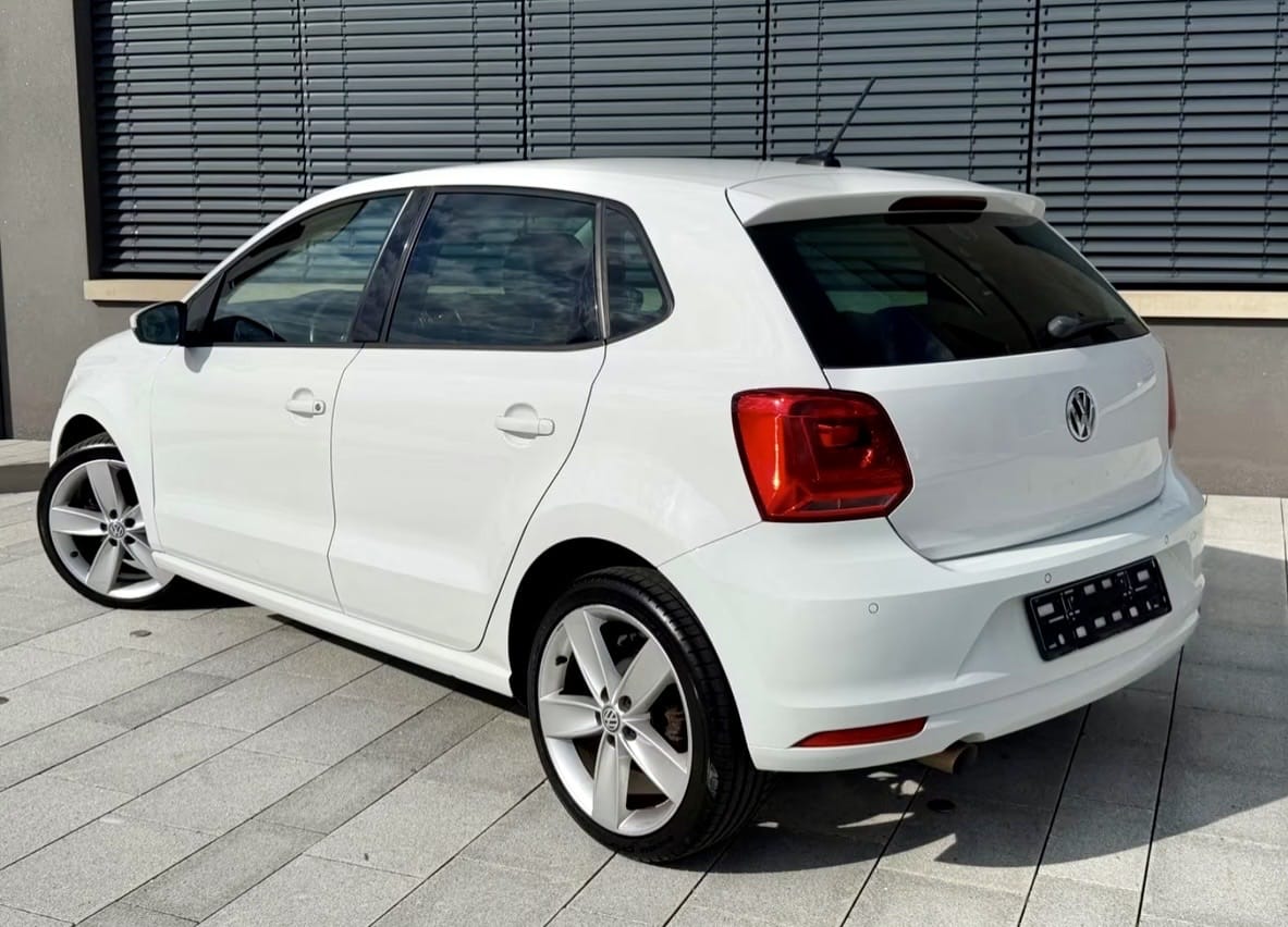 Volkswagen Polo R-Line mit Kindersitz