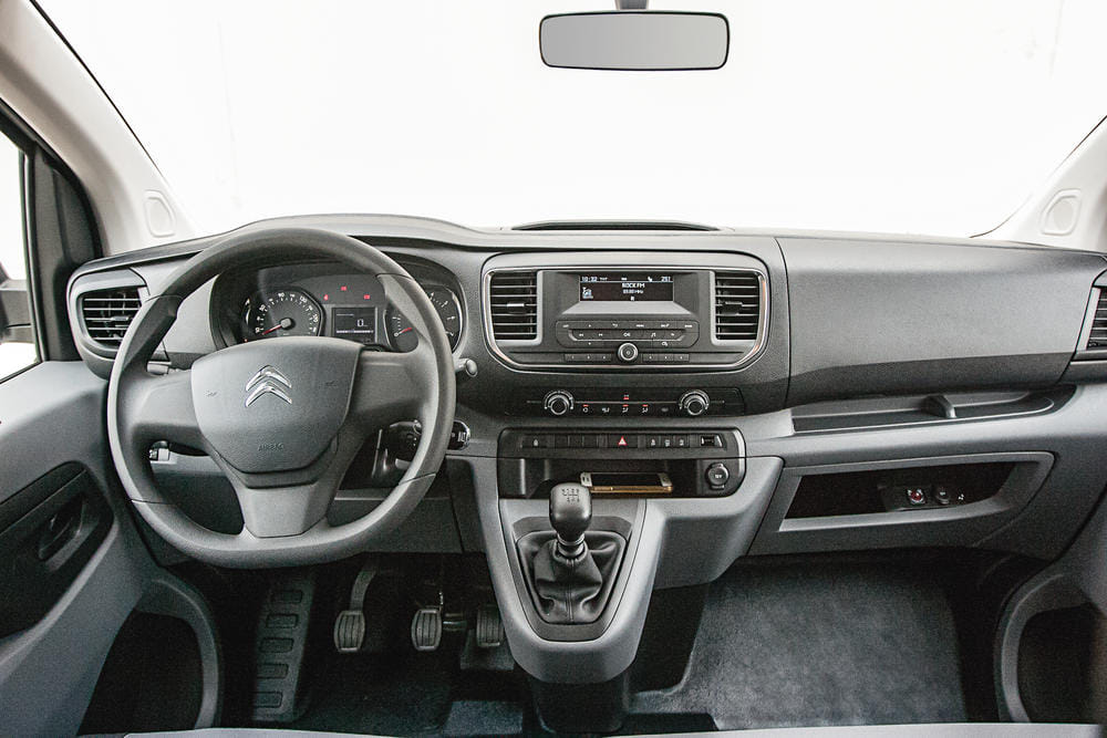Citroen Jumpy Combi 9 plazas - 1.5 120 CV - M Bluehdi con Entrada de Audio/iPod
