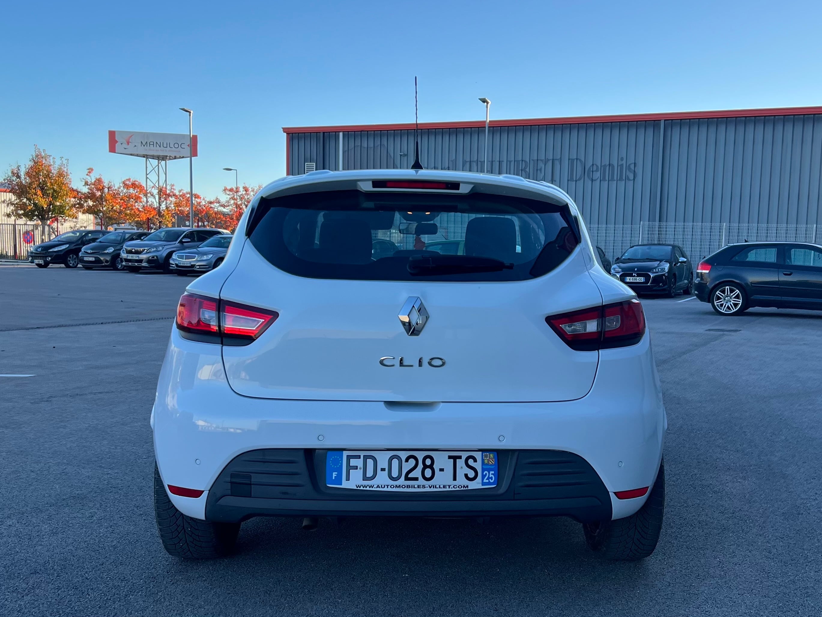 Renault Clio 1.5 DCI DIESEL CARPLAY / GARE SNCF avec GPS