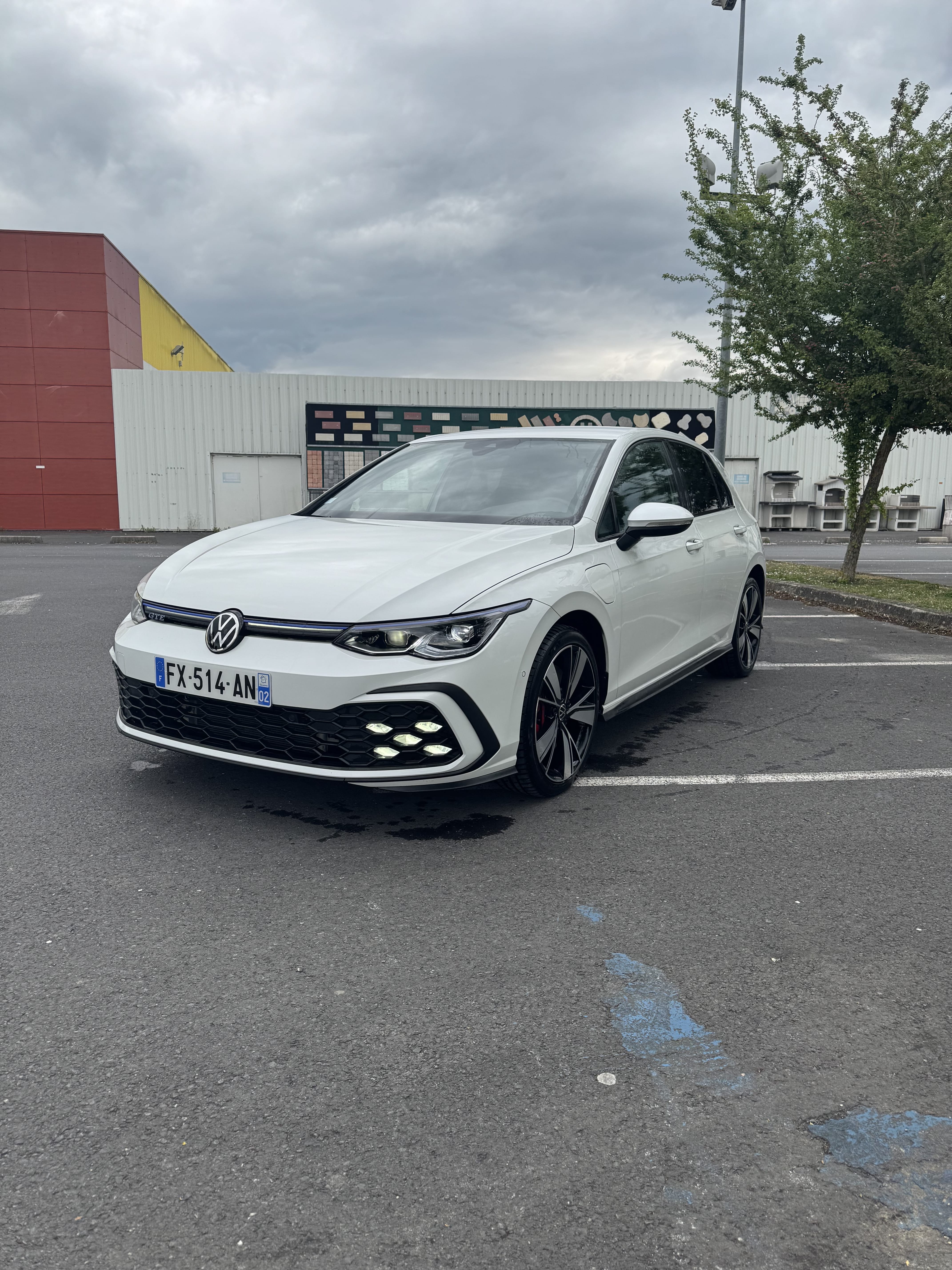 Volkswagen Golf GTE, 2021, Essence 98 / Électrique (hybride), automatique