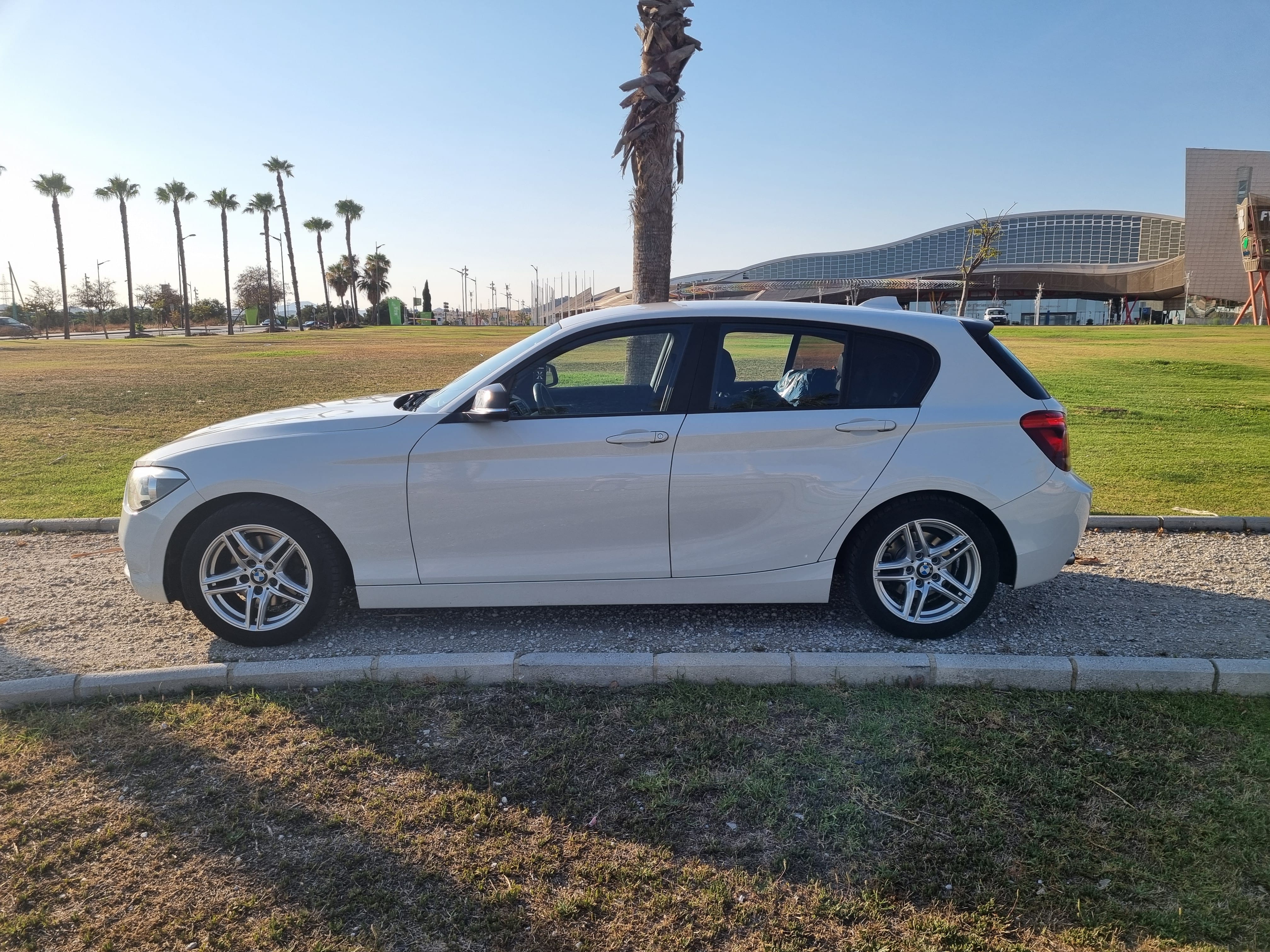 BMW Serie 1, 2025, Diesel