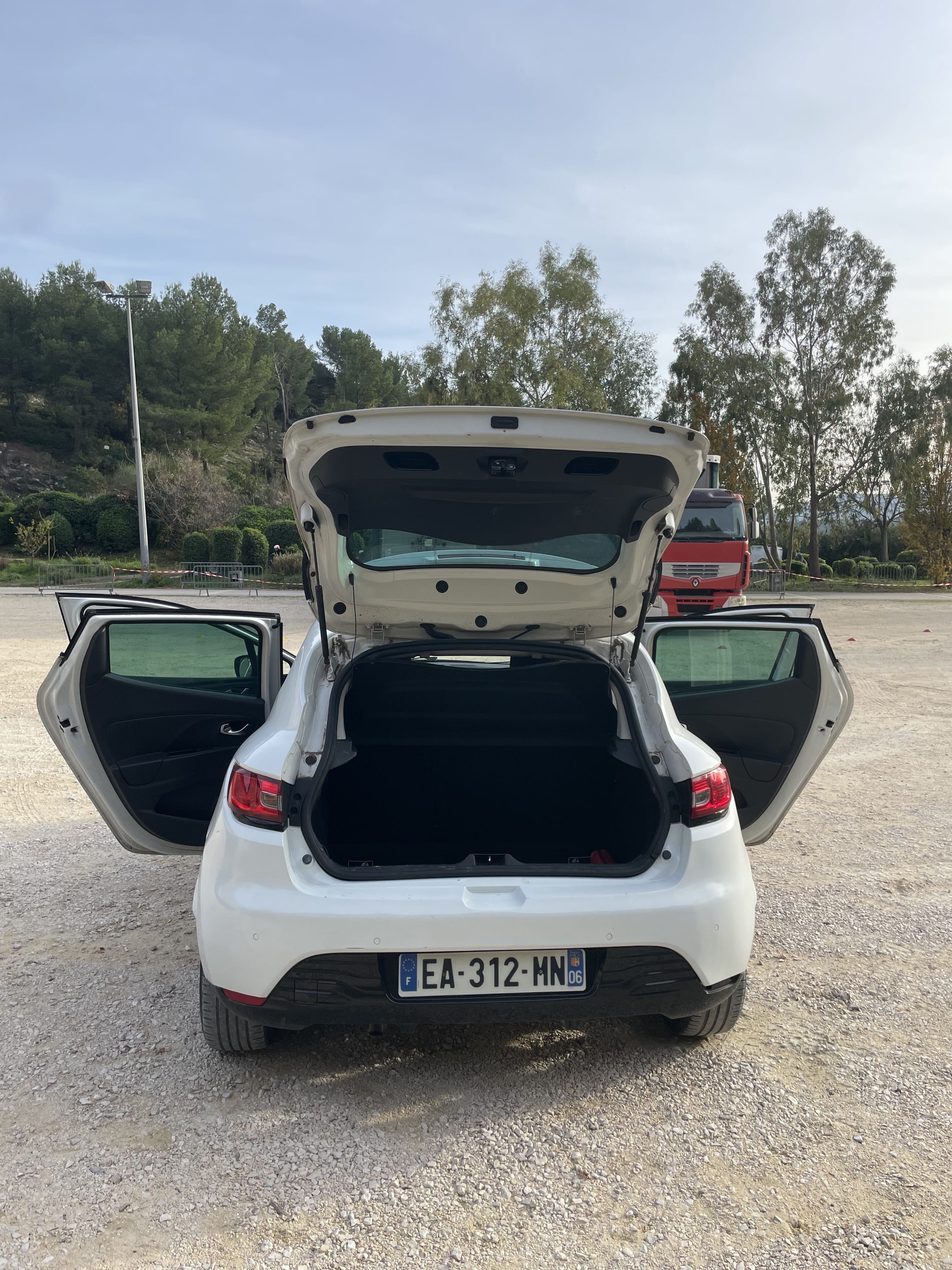 Renault Clio avec Entrée audio / iPod