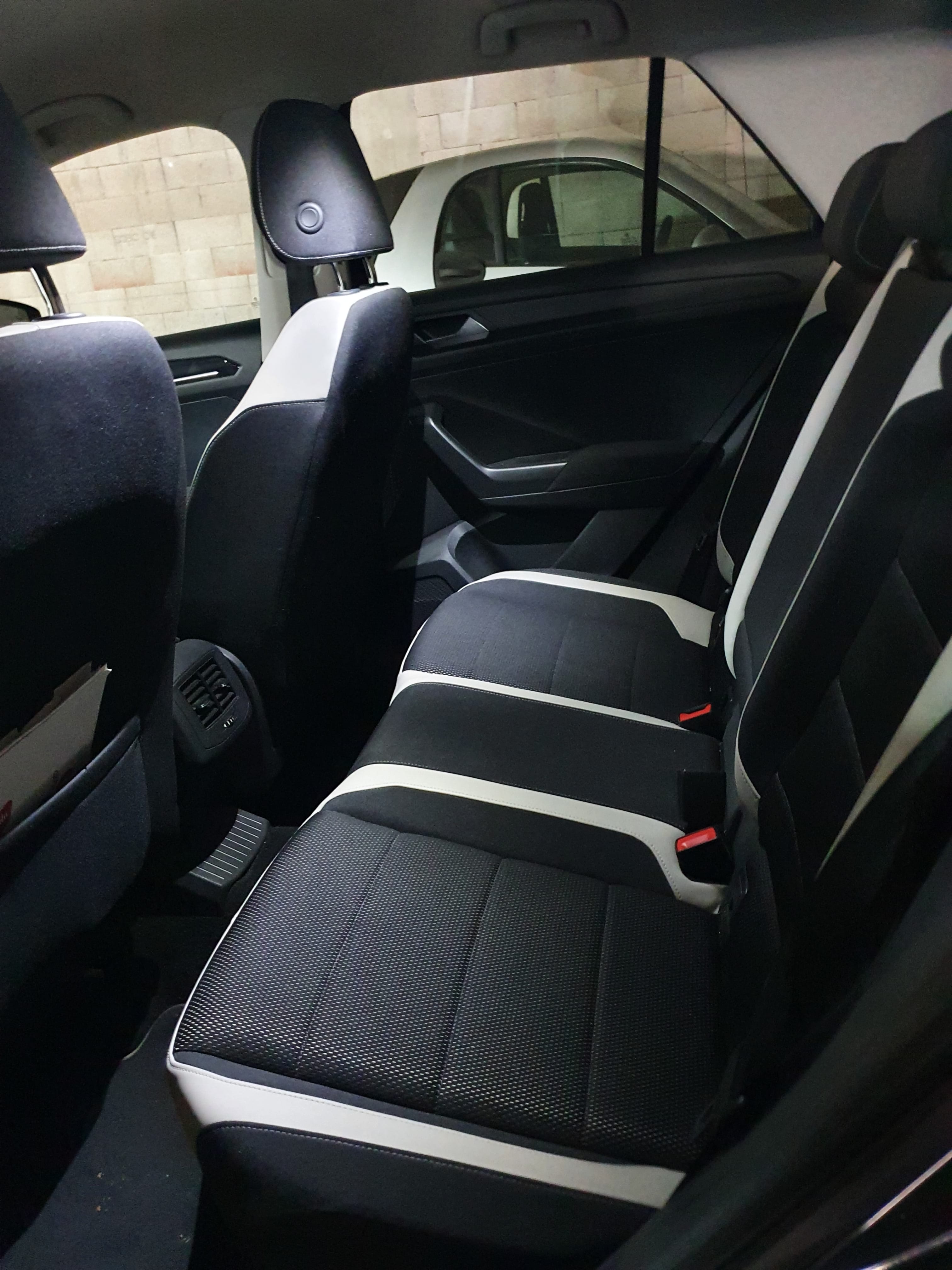 Volkswagen T-Roc avec Entrée audio / iPod