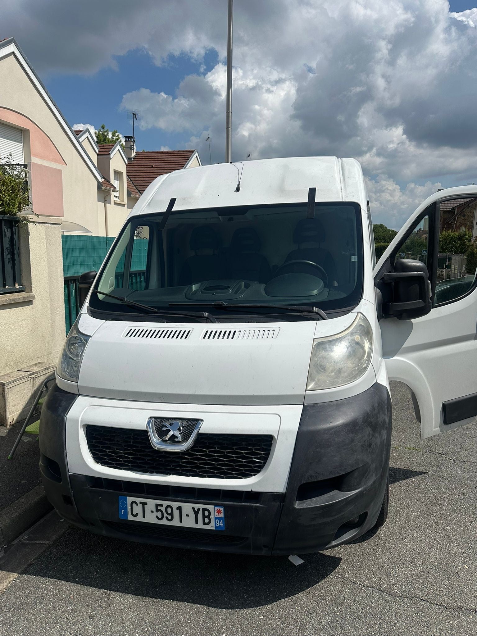 Peugeot Boxer avec Attelage