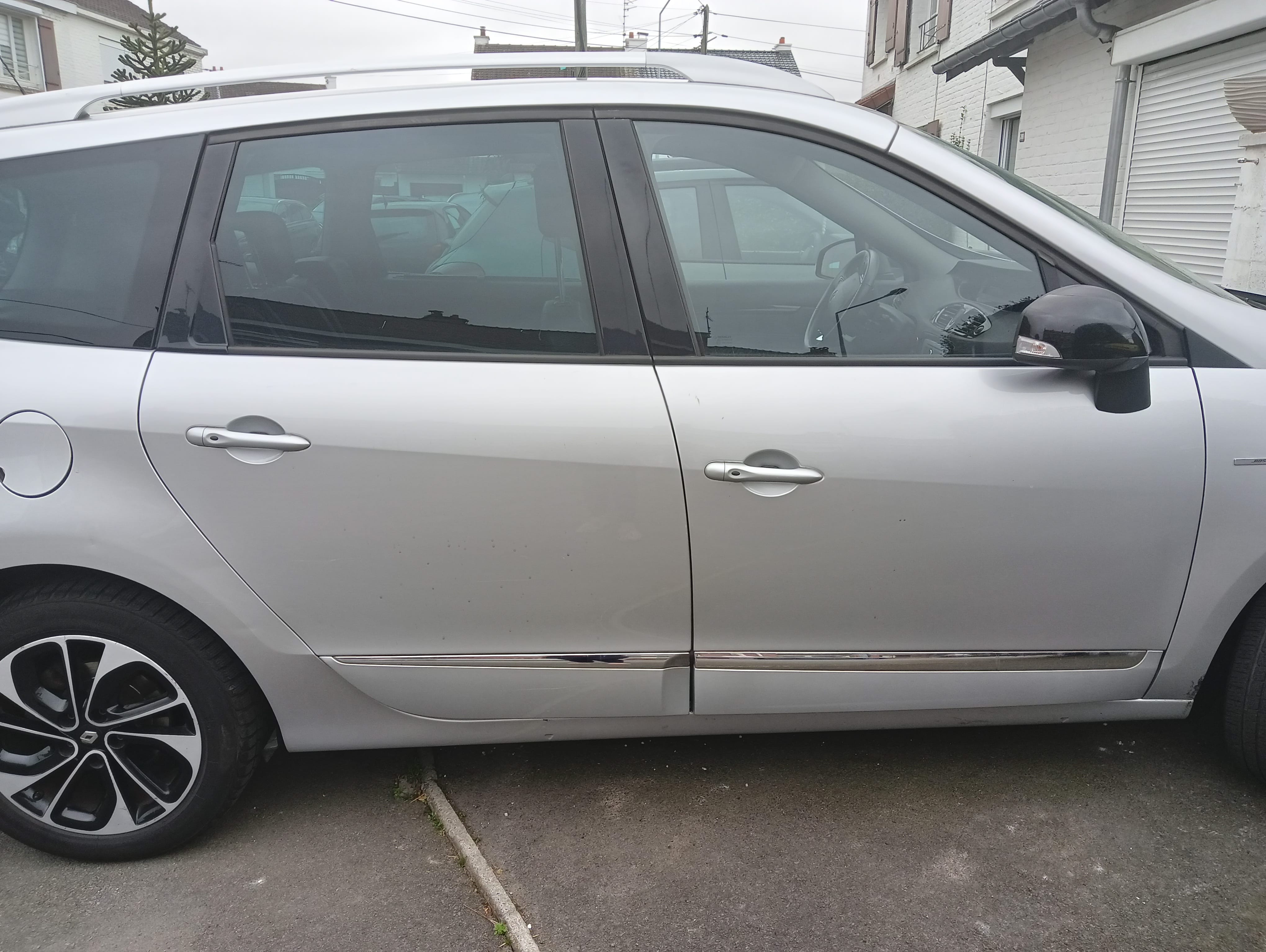 Renault Grand Scenic avec Climatisation