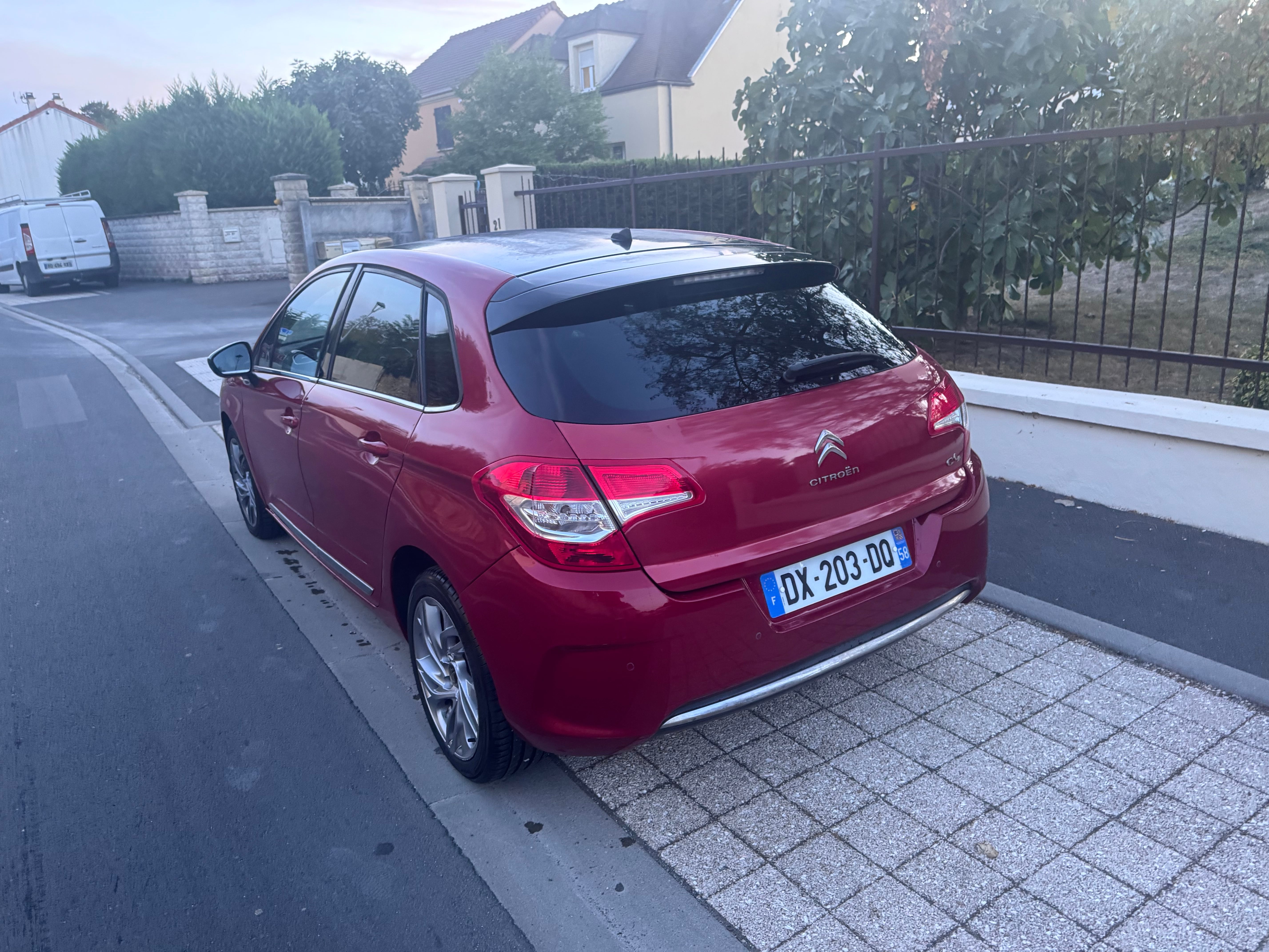 Citroen C4 avec GPS
