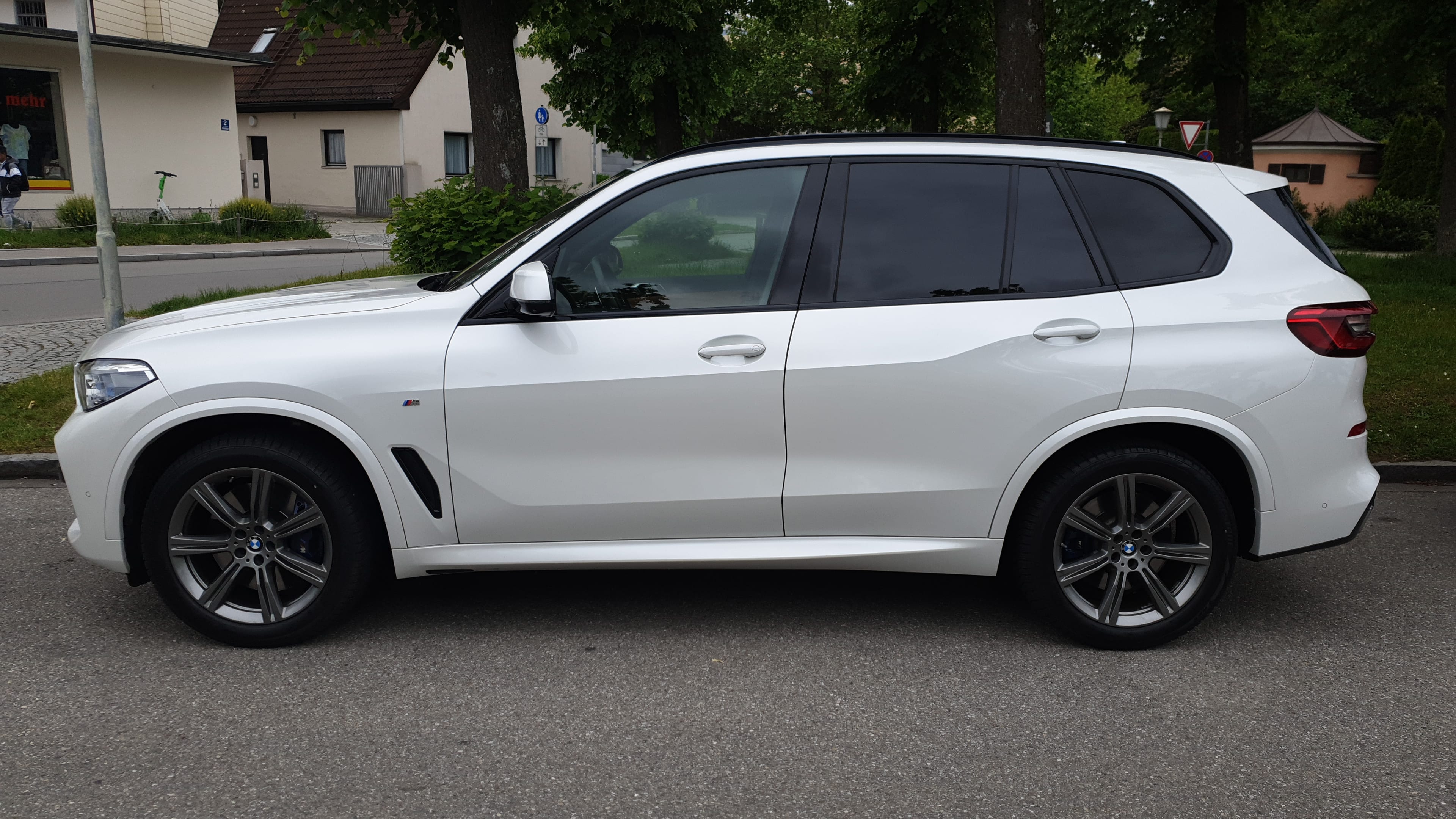 BMW X5 mit Navigationsgerät