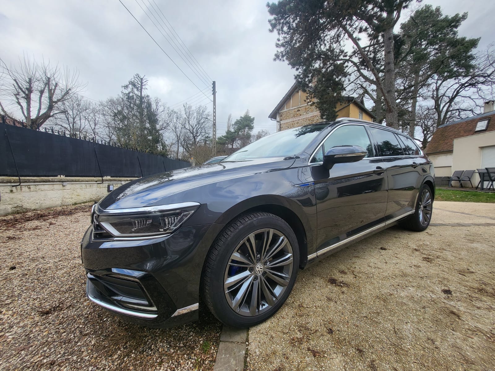 Volkswagen Passat avec GPS