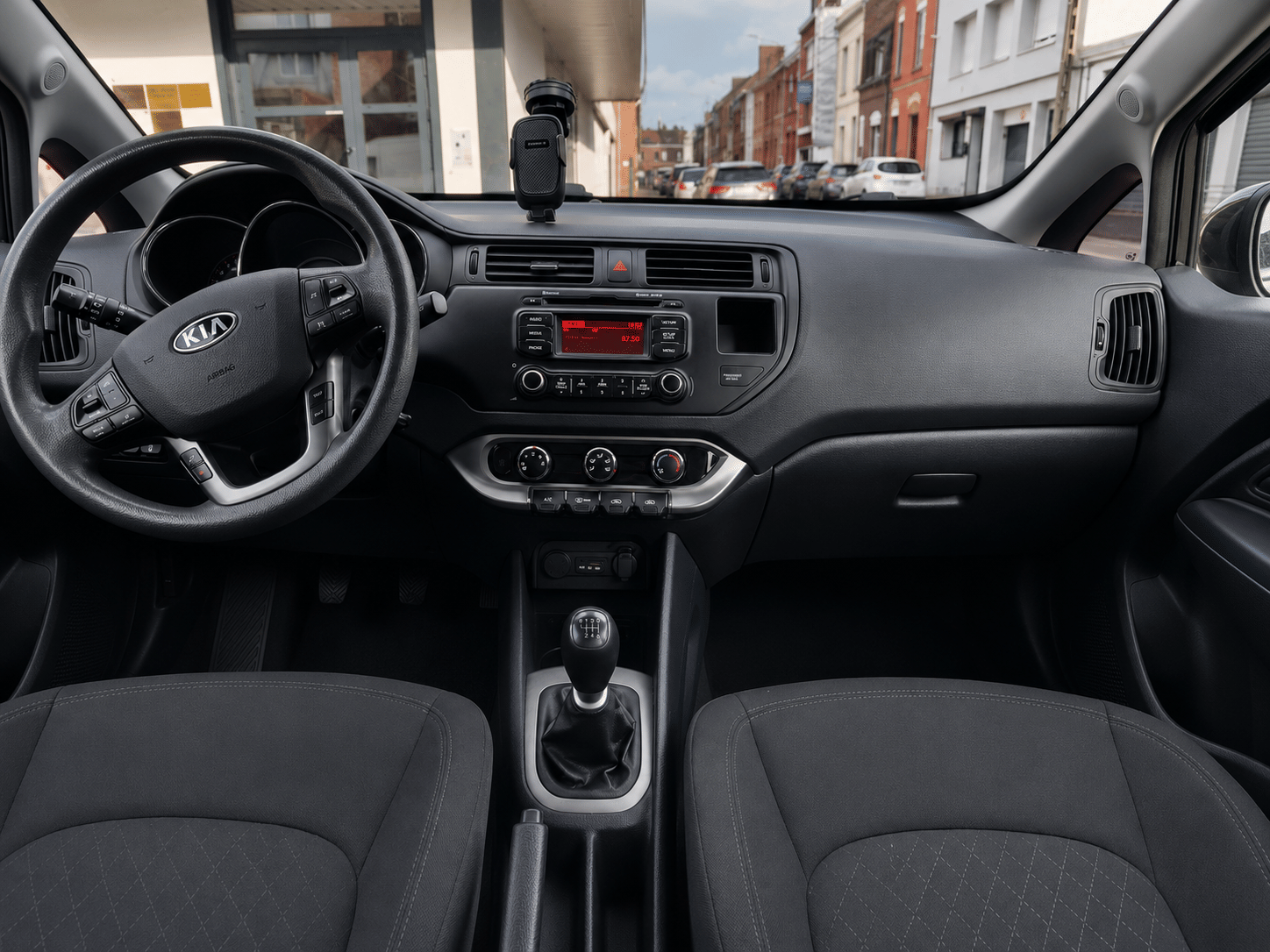 Kia Rio 1,2 CRDI avec Régulateur de vitesse