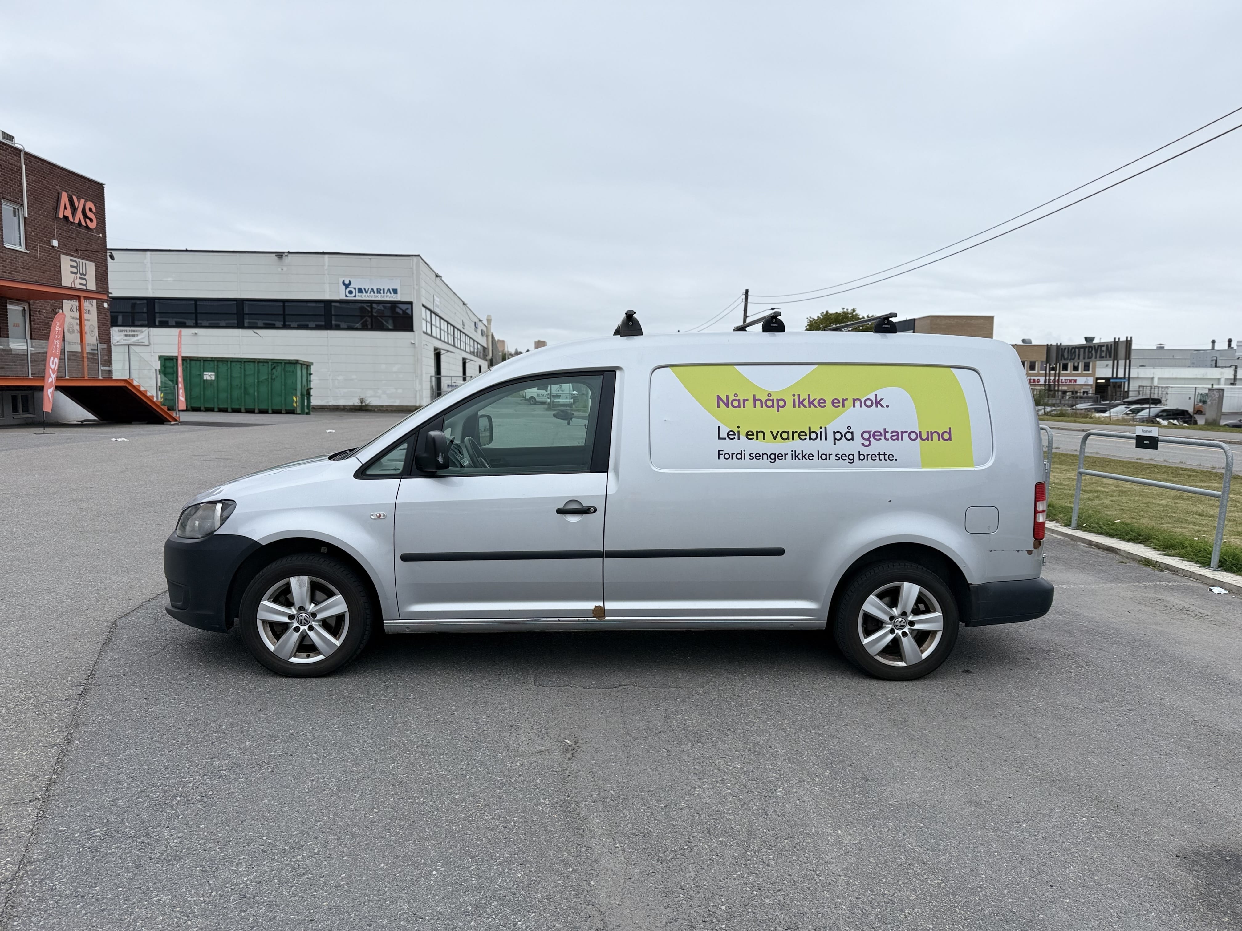 Volkswagen Caddy Maxi 1.6 TDI med automatgir med Aircondition