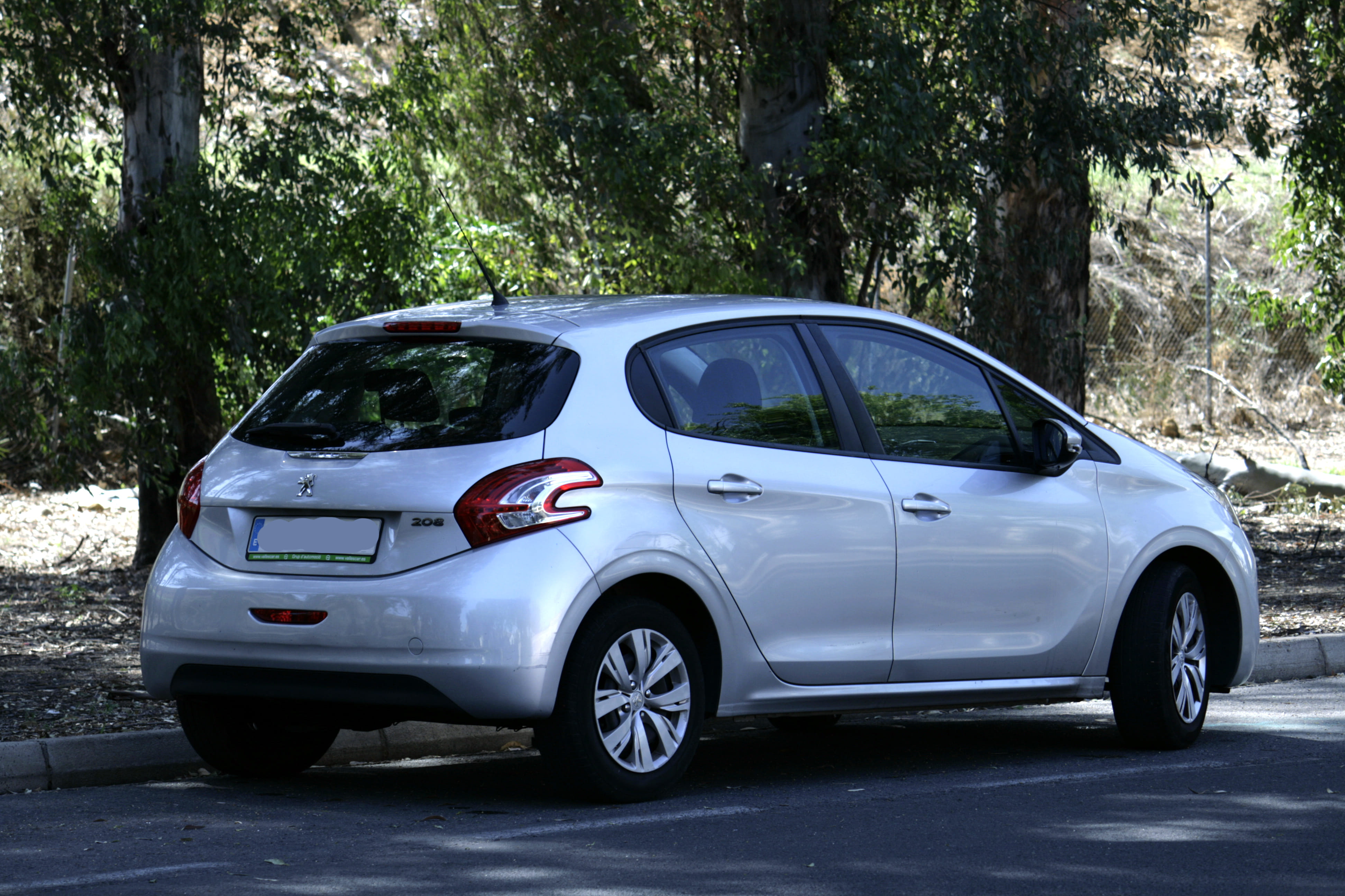 Peugeot 208 con Aire acondicionado