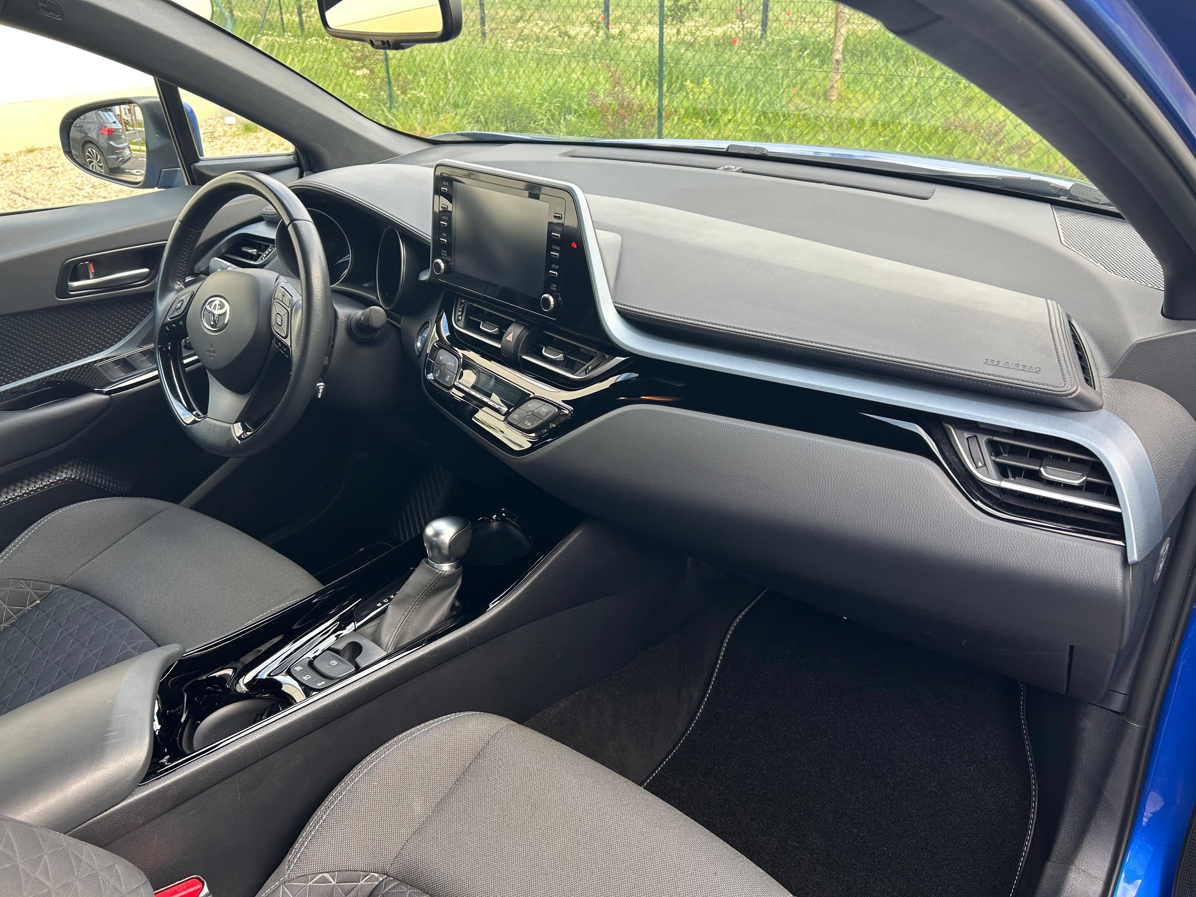 Toyota C-HR avec GPS
