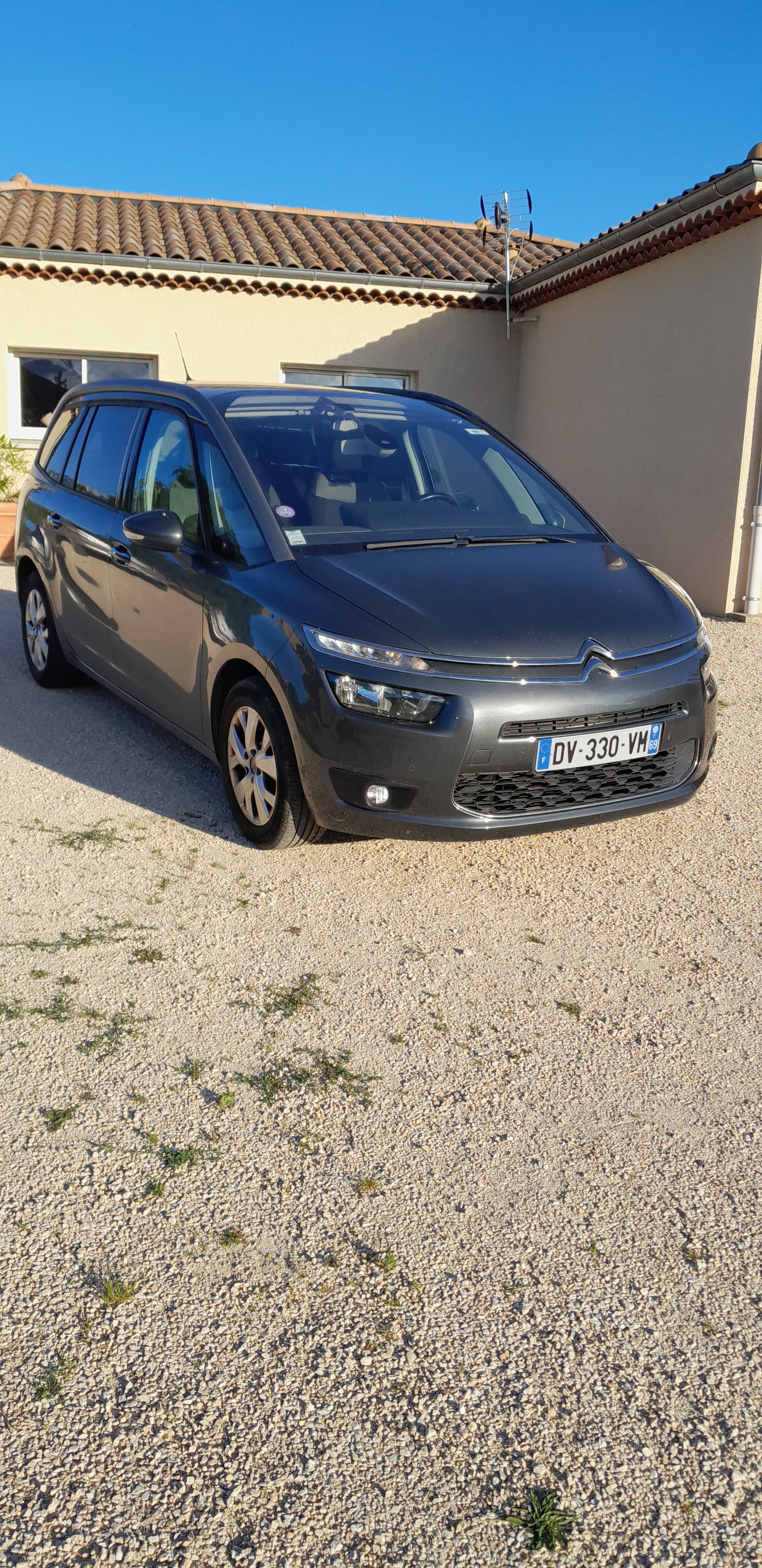 Citroen C4 Grand Picasso 130 cv, 2015, Essence 95, 7 places