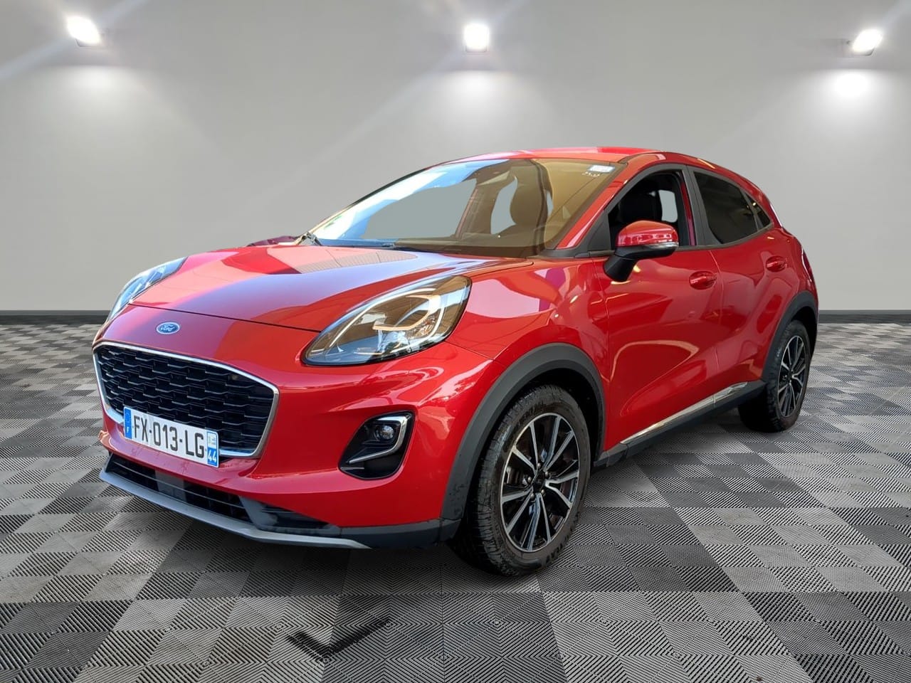 Ford Puma, 2021, Essence 98 / Électrique (hybride)